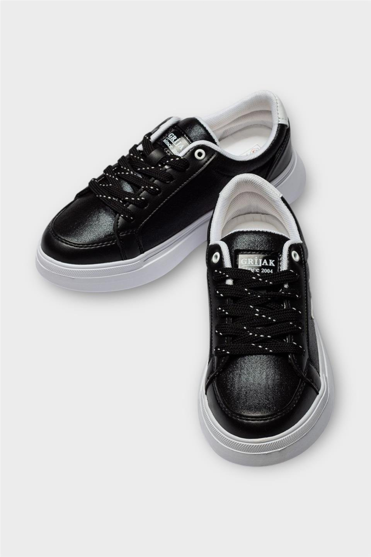 Kadın Yıldız Detay Şık Günlük Spor Sneaker Ayakkabı SİYAH - BEYAZ - Görsel 3