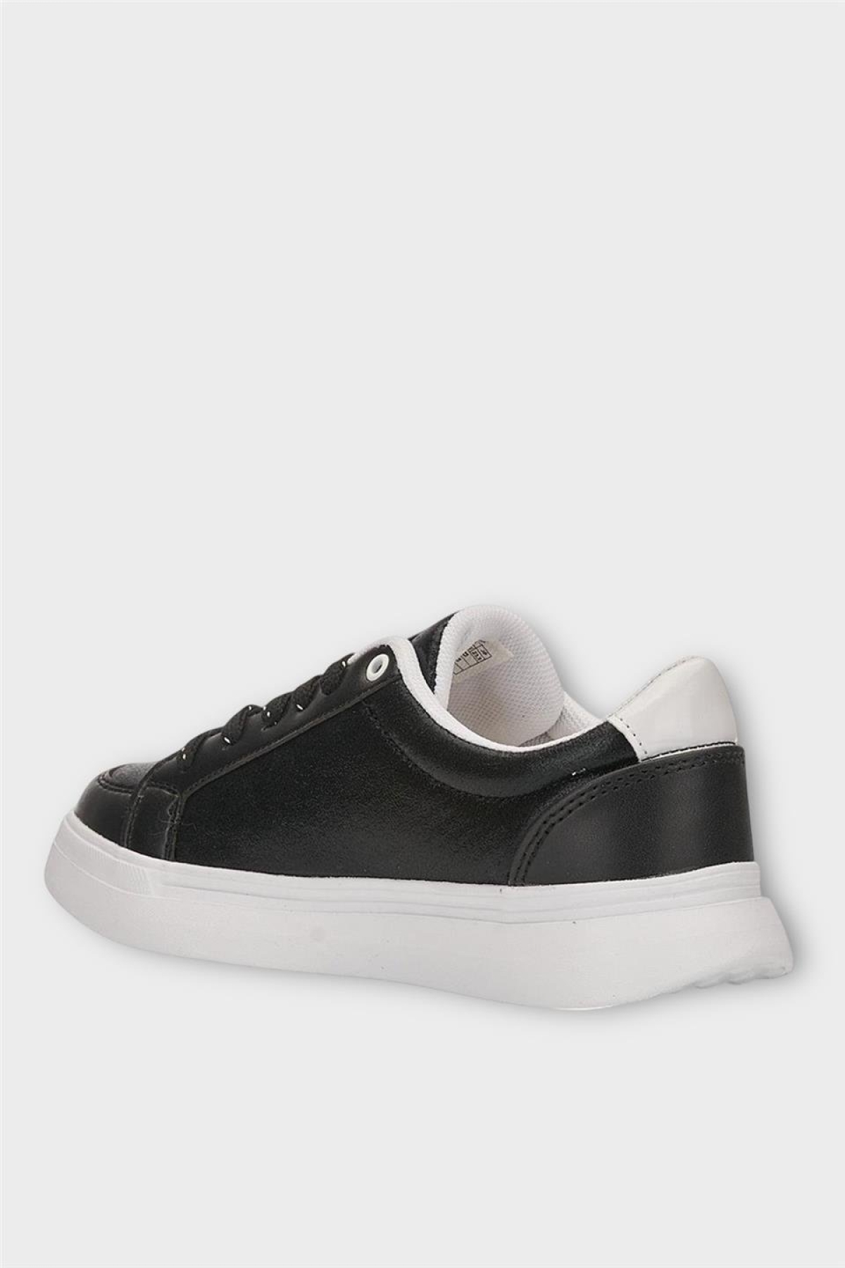 Kadın Yıldız Detay Şık Günlük Spor Sneaker Ayakkabı SİYAH - BEYAZ - Görsel 5