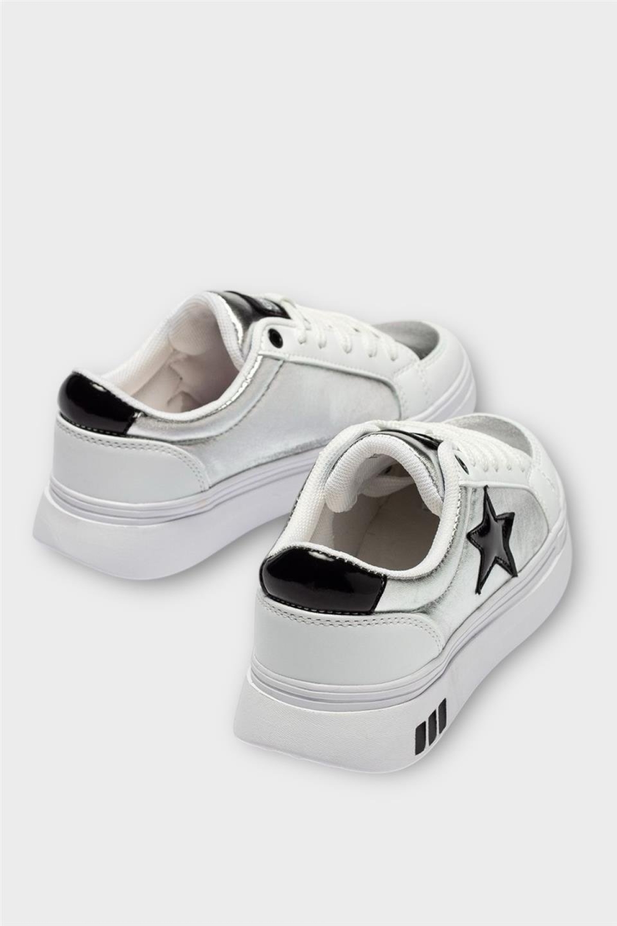Kadın Yıldız Detay Şık Günlük Spor Sneaker Ayakkabı BEYAZ - SİYAH - Görsel 6