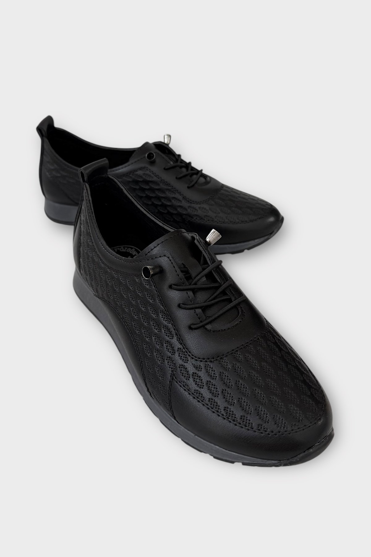 Kadın Günlük Hafif Mevsimlik Rahat Akıllı Bağcık Ortopedik Casual Ayakkabı SİYAH - Görsel 3