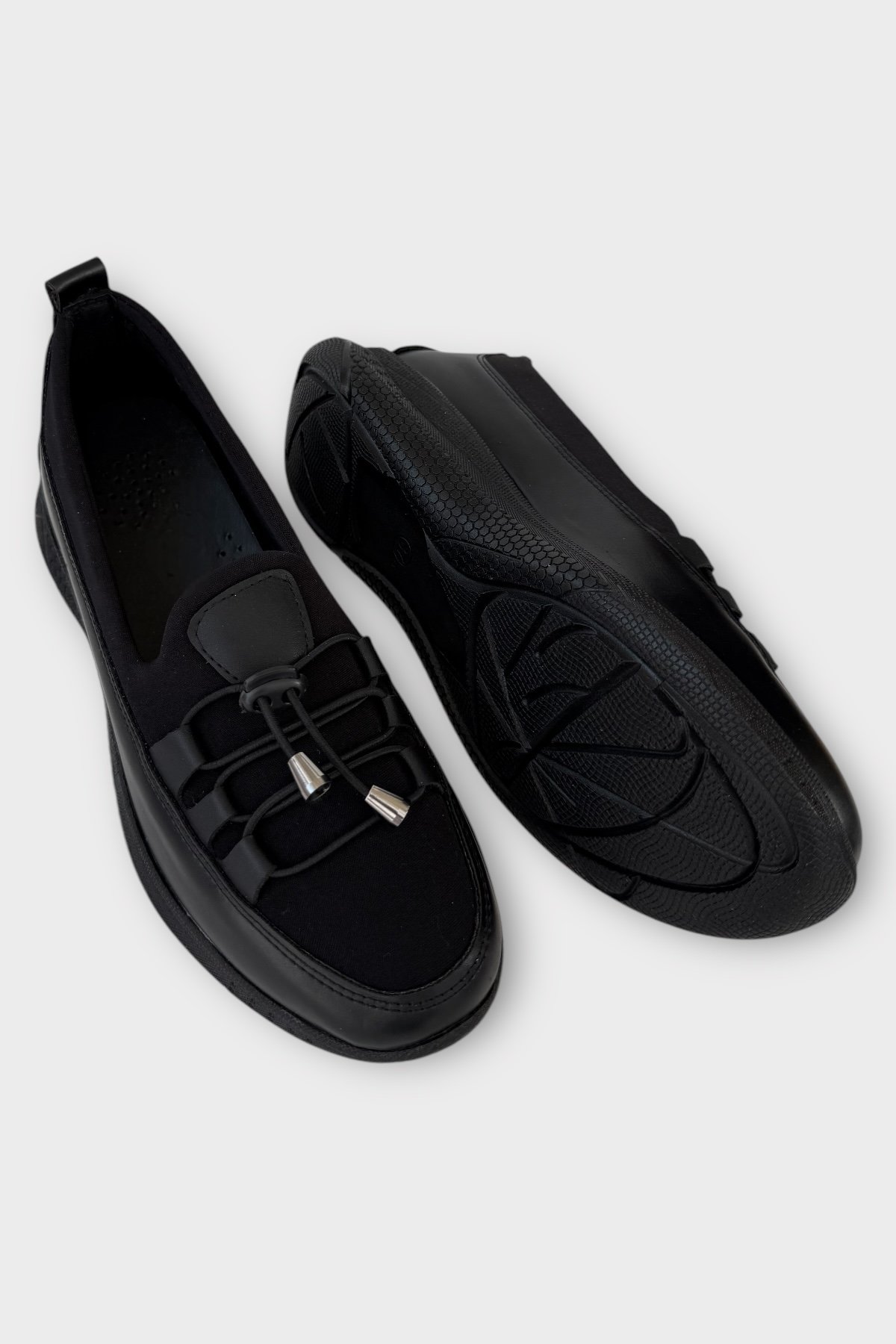 Kadın Günlük Hafif Mevsimlik Rahat Ortopedik Casual Ayakkabı SİYAH - GÜMÜŞ - Görsel 5