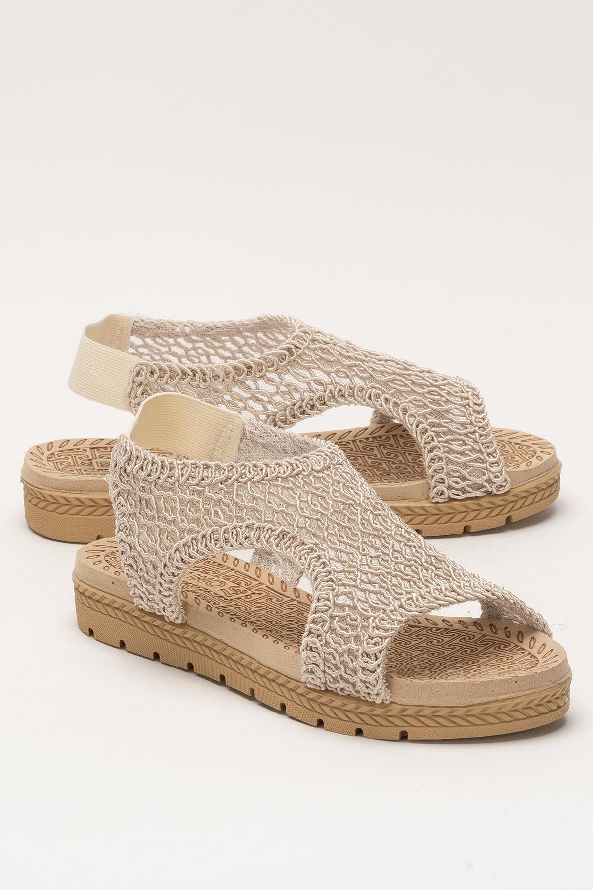 Kadın Önü Açık Örgü Desenli Lastikli Sandalet BEJ - Görsel 3
