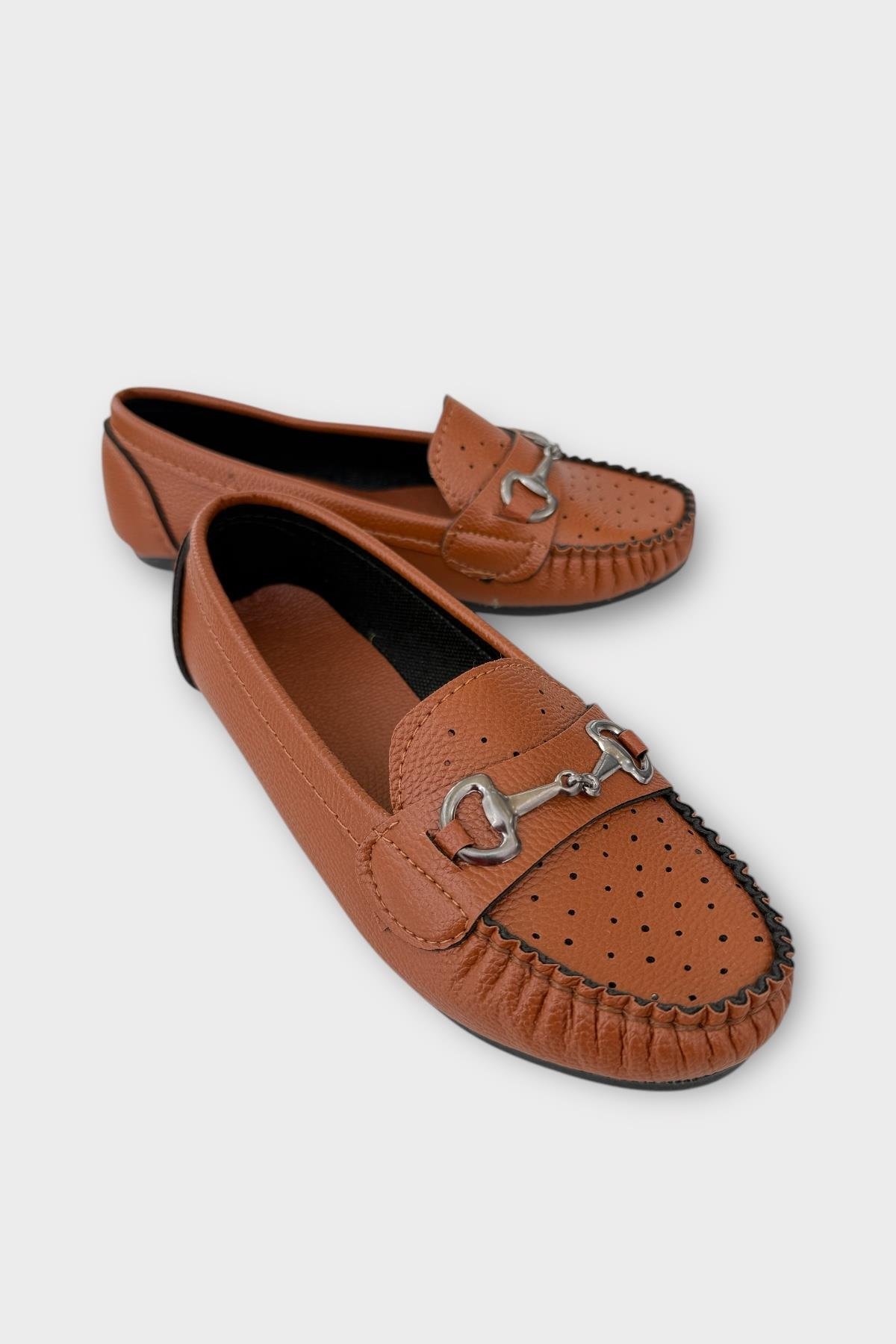 Kadın Tokalı Yumuşak Babet Ayakkabı TABA - Görsel 3