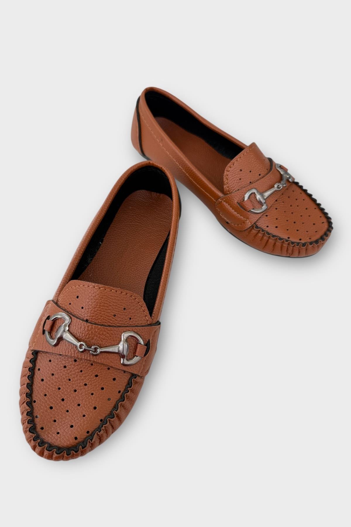 Kadın Tokalı Yumuşak Babet Ayakkabı TABA - Görsel 4