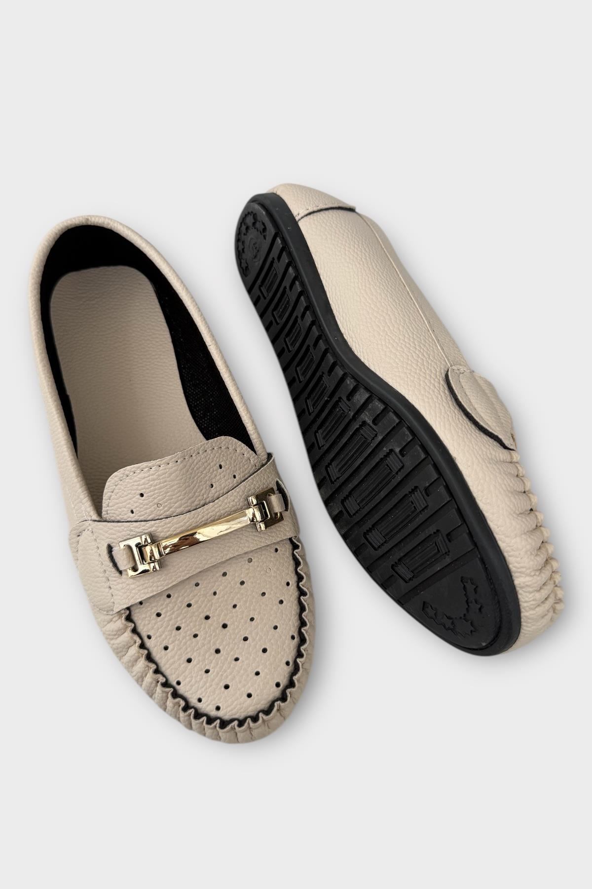 Kadın Delikli Tokalı Babet Ayakkabı KREM - Görsel 5