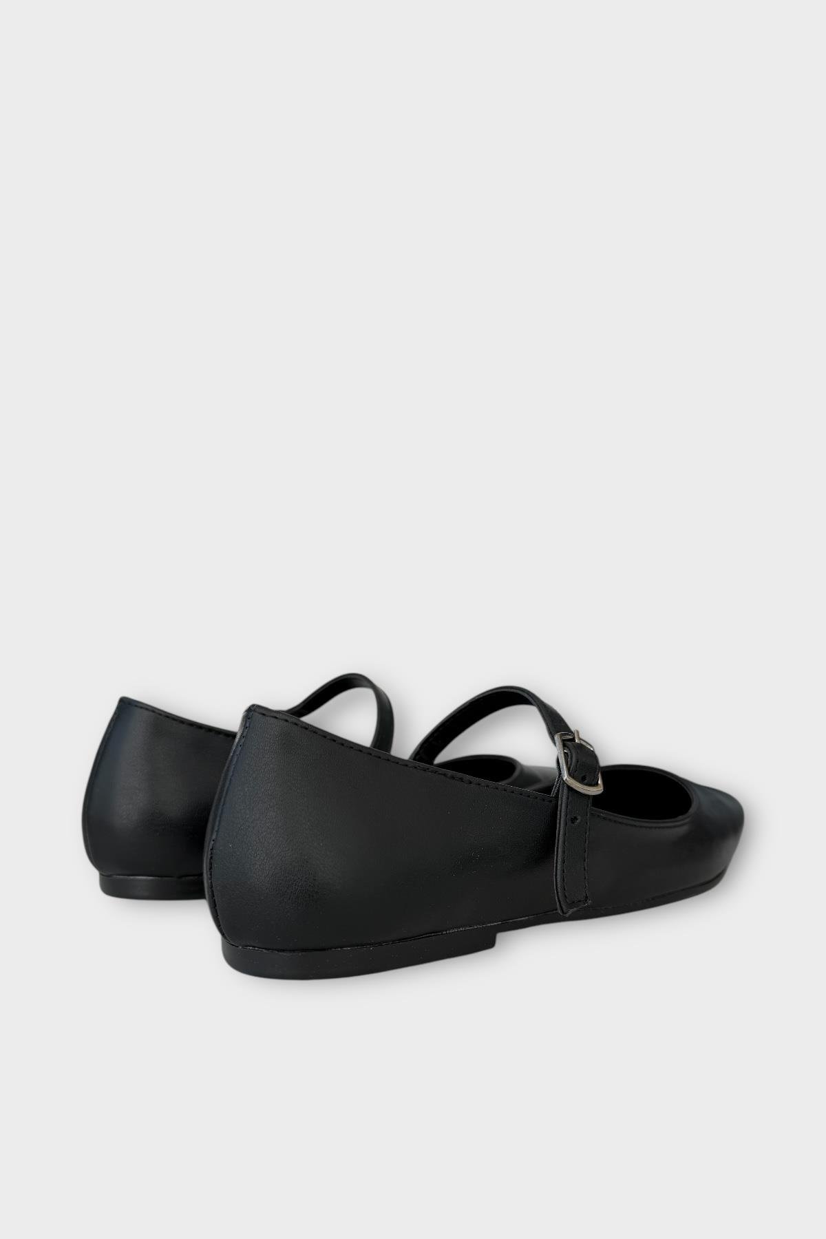Kadın Kemer Detay Babet Ayakkabı SİYAH - Görsel 5