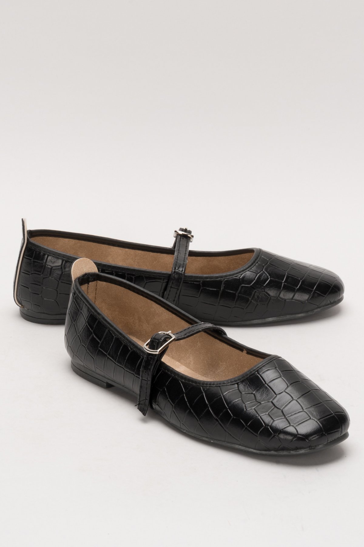 Günlük Tek Kemer Kadın Babet Ayakkabı SİYAH - Görsel 4