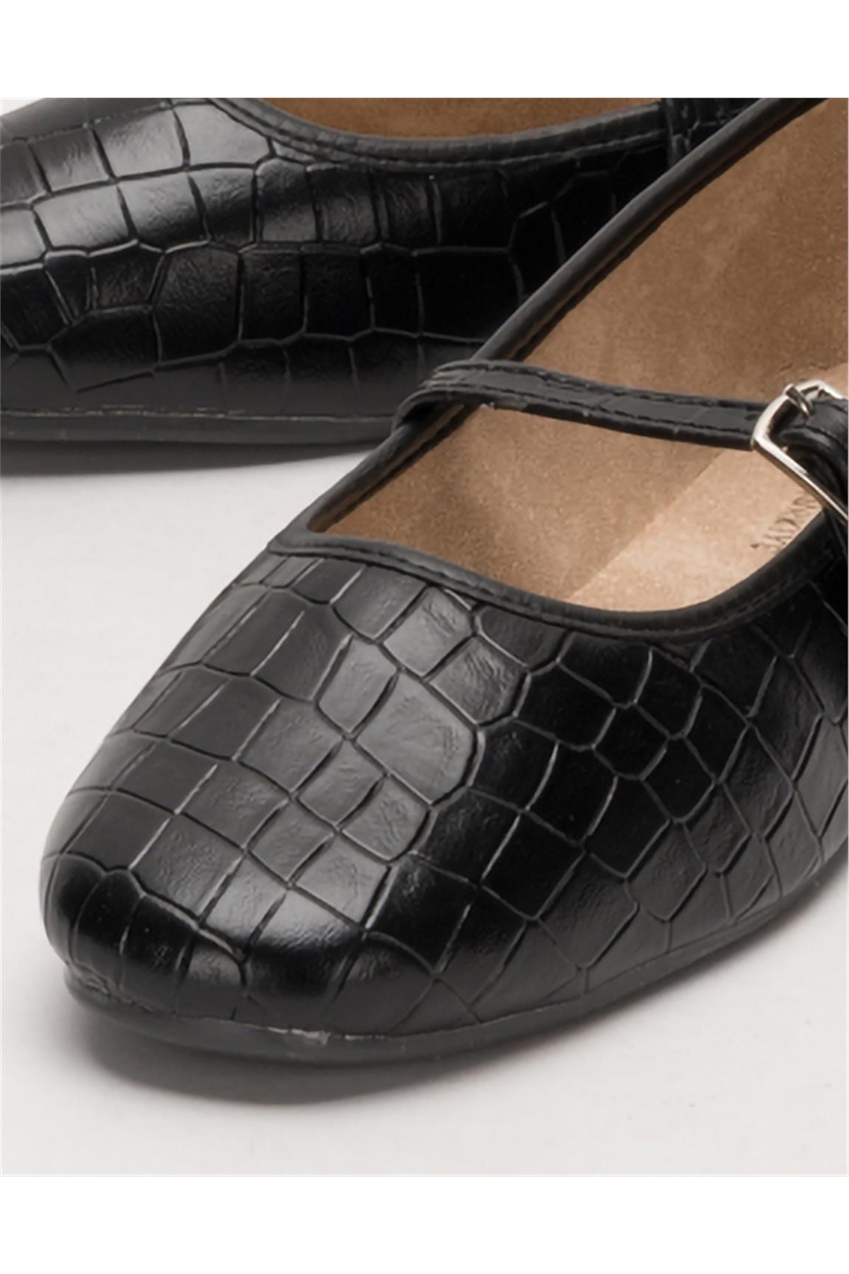 Günlük Tek Kemer Kadın Babet Ayakkabı SİYAH - Görsel 6