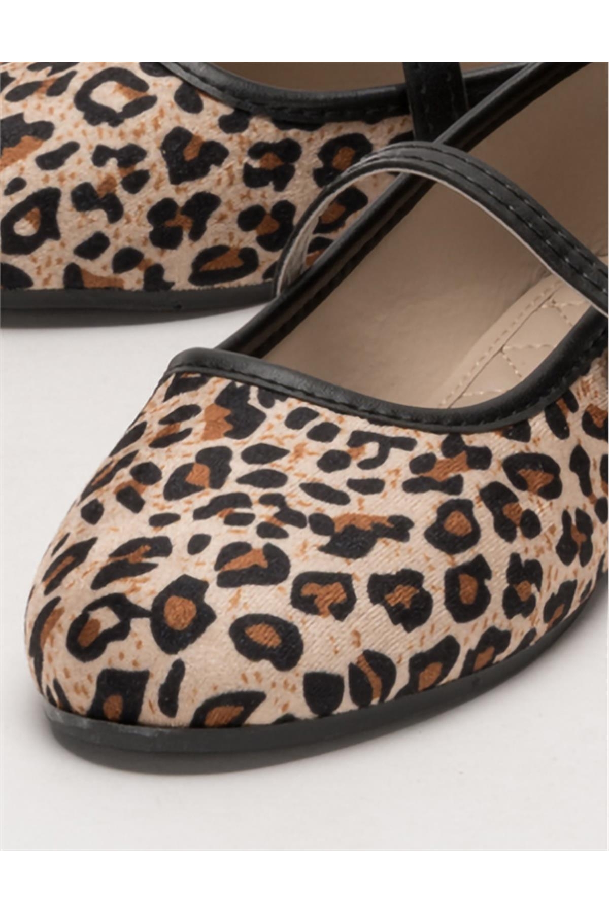 Günlük Tek Kemer Kadın Babet Ayakkabı SİYAH - KREM - Görsel 6