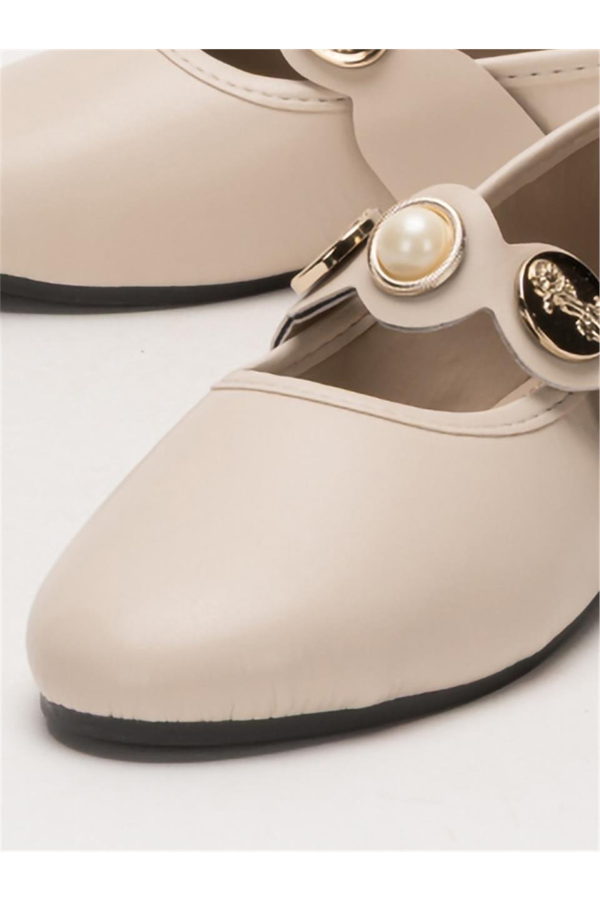 Kadın Oval Burun Aksesuar Bantlı Babet Ayakkabı BEJ - Görsel 6