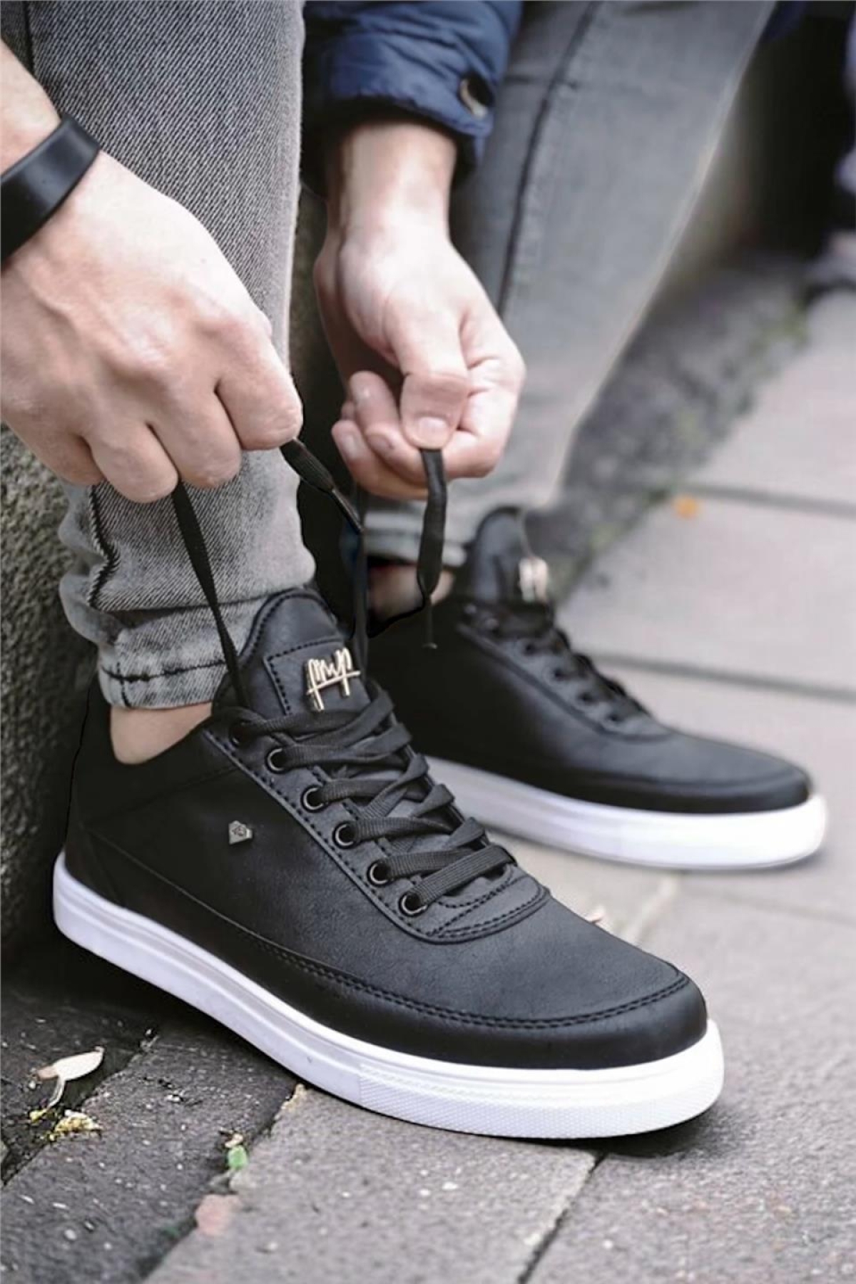 Erkek Günlük Yumuşak İç Astarlı Şık Sneaker Spor Ayakkabı SİYAH - BEYAZ - Görsel 6