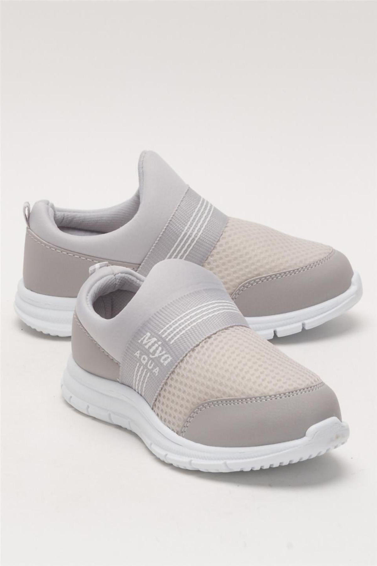 Unisex Lastilkli Hafif Airfle Çocuk Spor Ayakkabı GRİ - Görsel 3