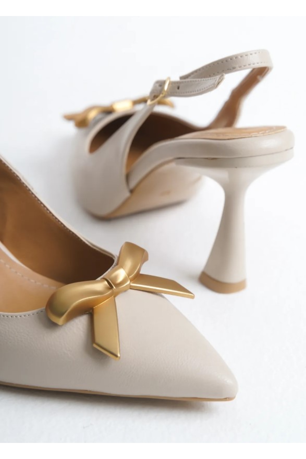 Kurdela Toka Detaylı Arkası Açık Stiletto Kadın Topuklu Ayakkabı - Görsel 7