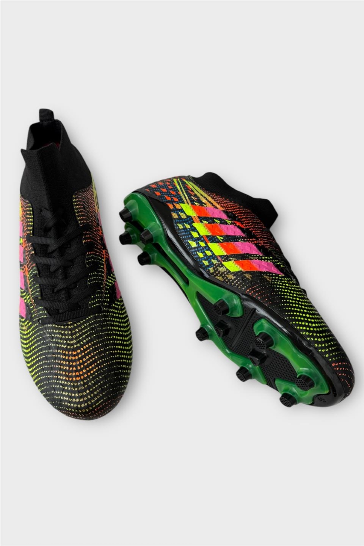 Erkek Boğazlı Renkli Desenli Halı Saha ve Çim Saha Kramponu SİYAH - Görsel 5