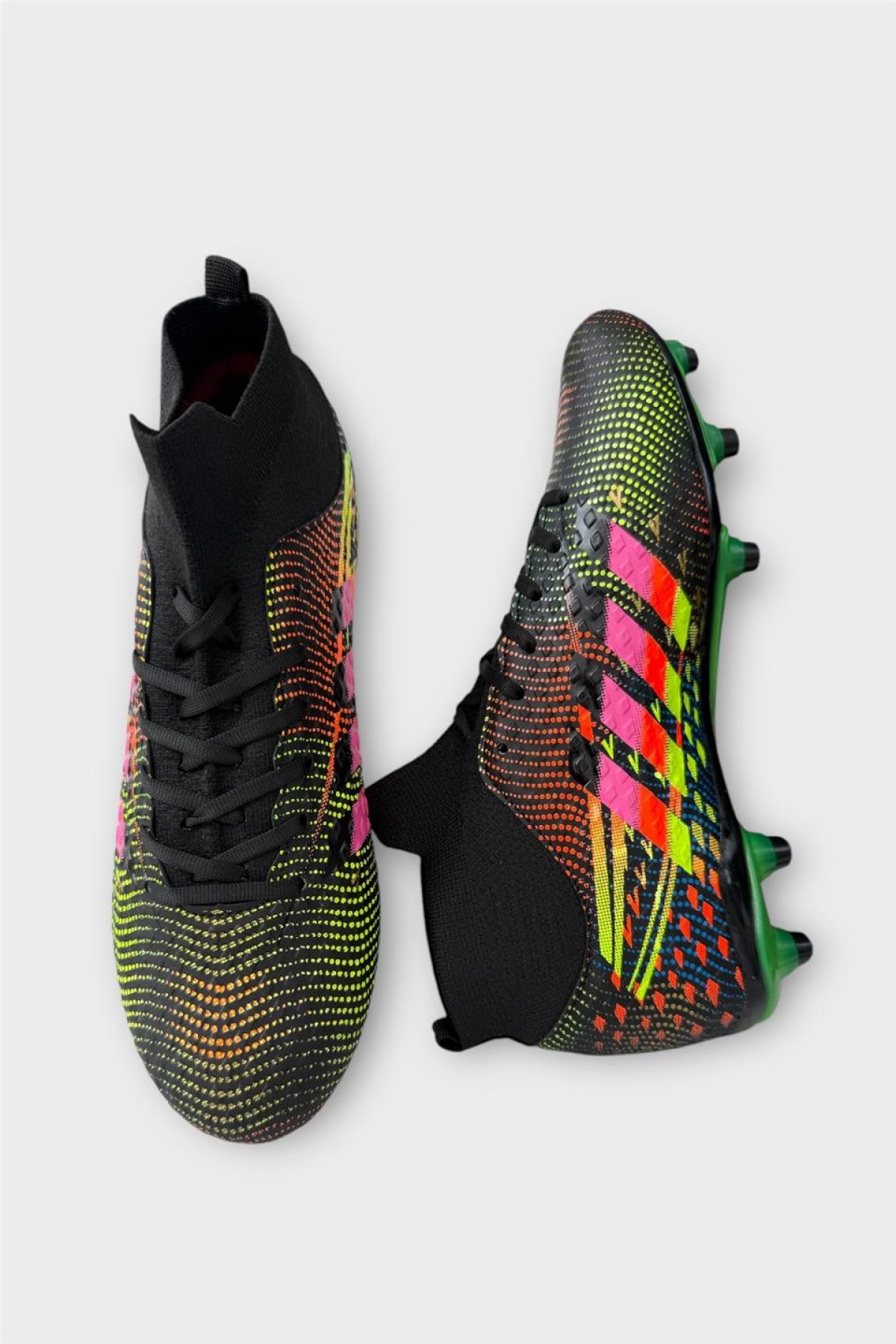 Erkek Boğazlı Renkli Desenli Halı Saha ve Çim Saha Kramponu SİYAH - Görsel 7