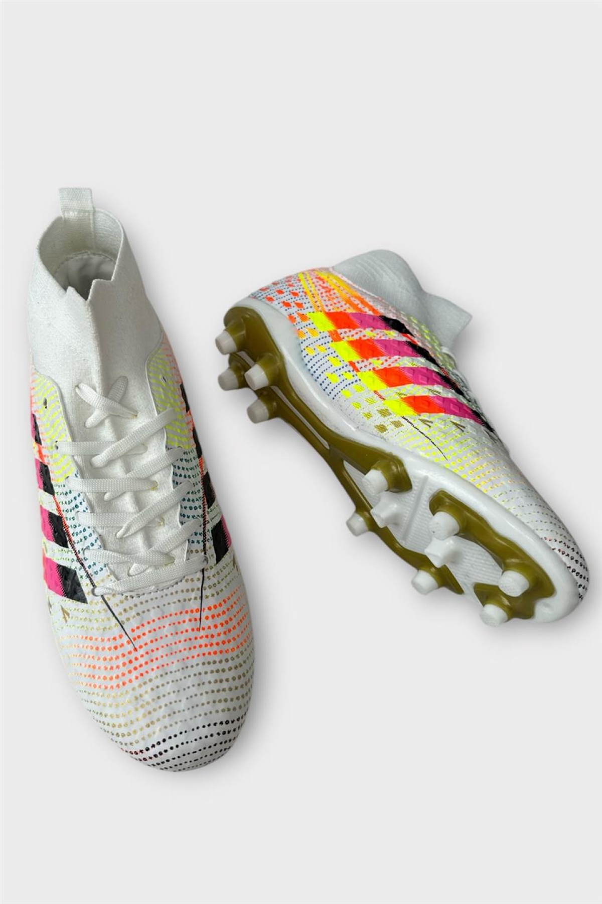 Erkek Boğazlı Renkli Desenli Halı Saha ve Çim Saha Kramponu BEYAZ - Görsel 5