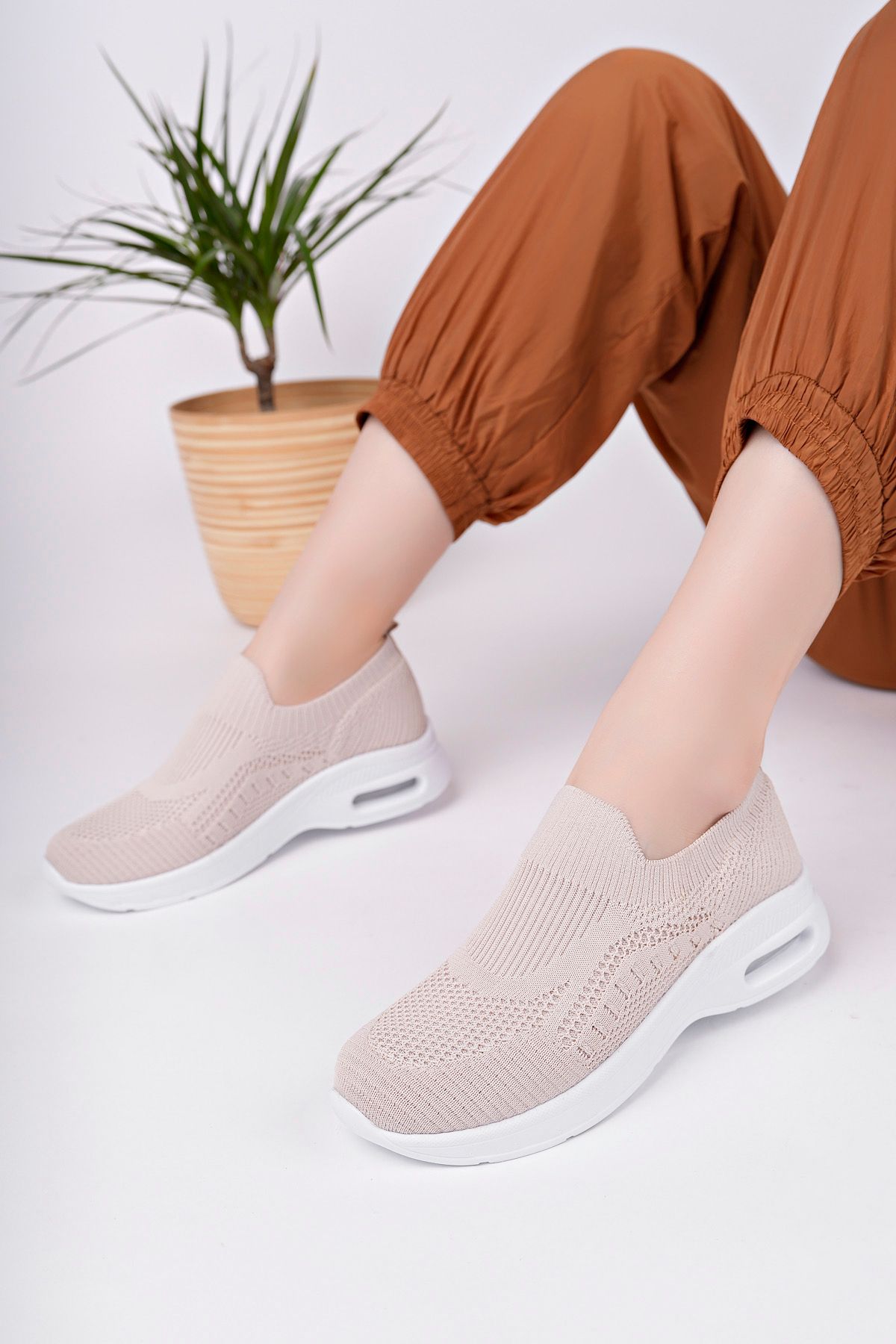 2416 HAFİF TABAN ANATOMİK TRİKO SNEAKER AYAKKABI - Görsel 2