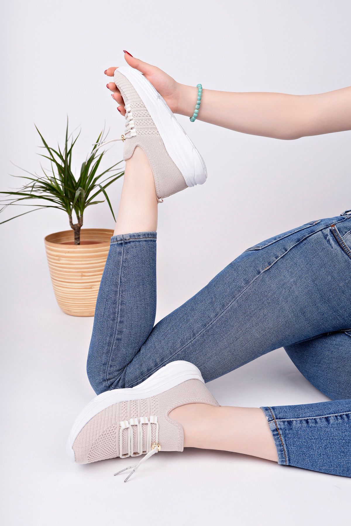 2411 BAĞLI HAFİF TABAN ANATOMİK TRİKO SNEAKER AYAKKABI - Görsel 3