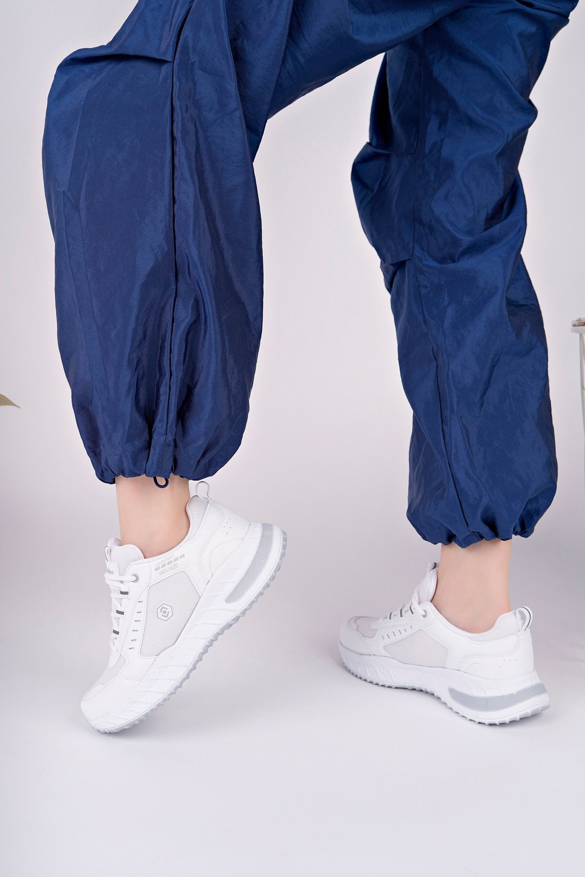 7620 ORTAPEDİ SNEAKER AYAKKABI - Görsel 3