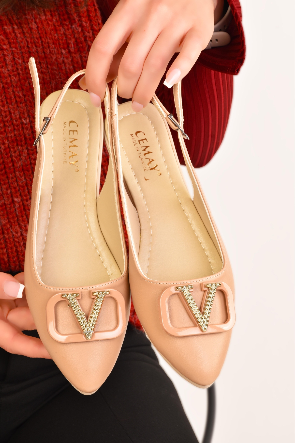 Kadın Sivri Burun V Tokalı Günlük Babet - Görsel 3