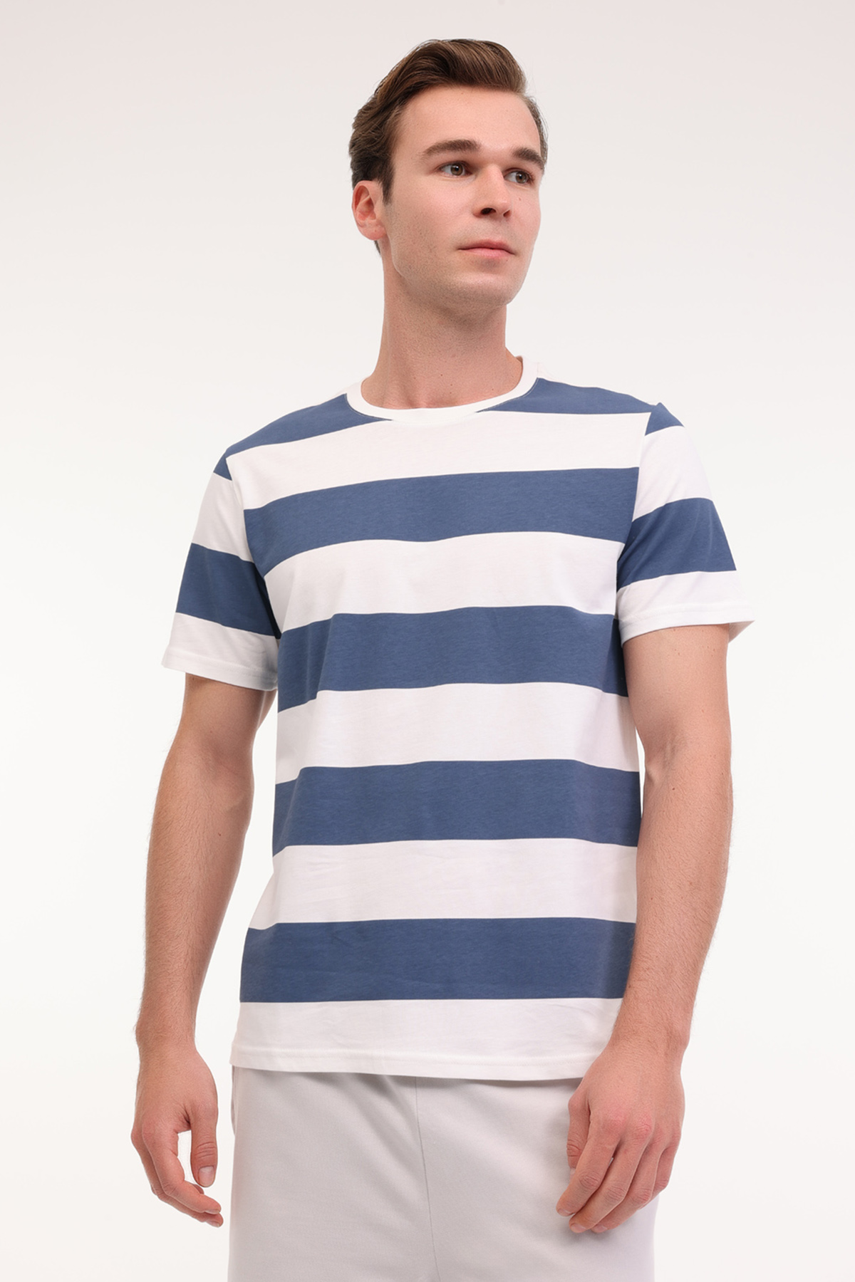https://floimages.mncdn.com/media/catalog/product/25-05/20/101938812_m1.JPG