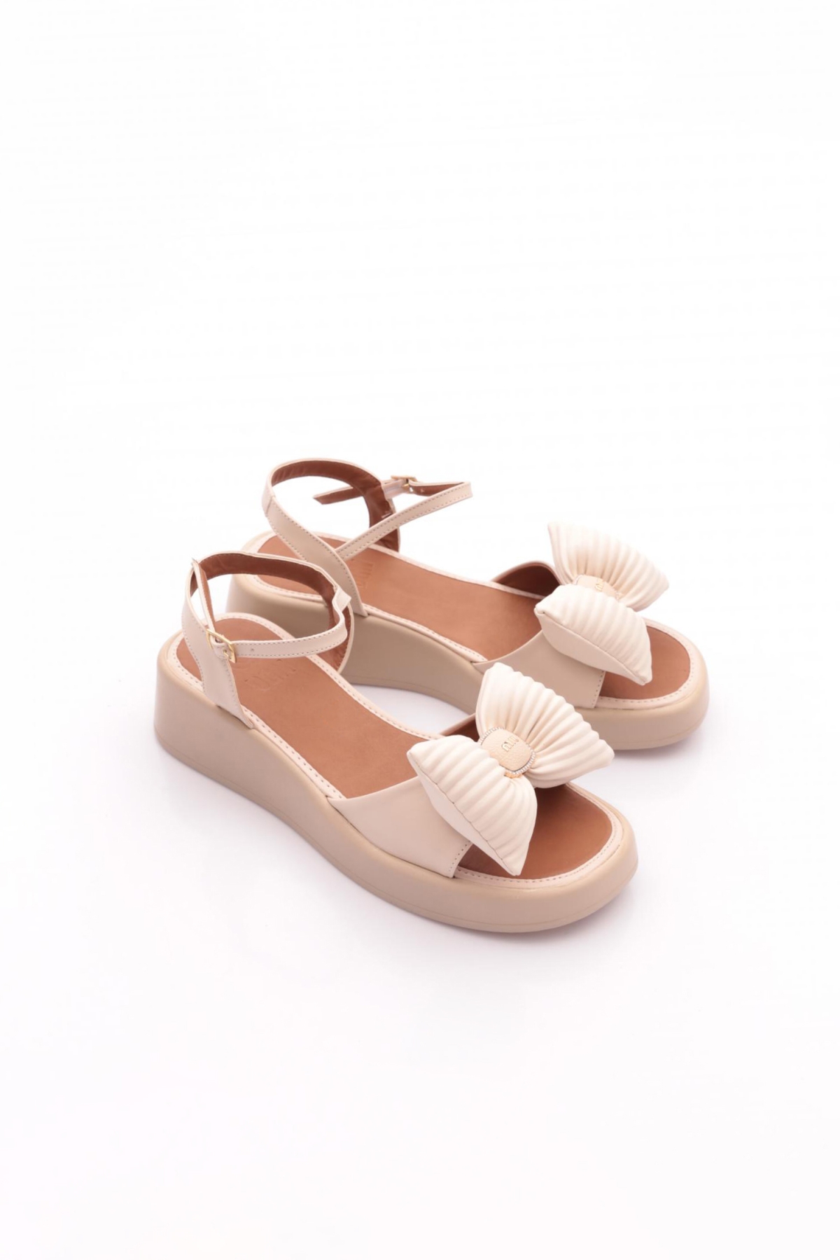 7001 Kadin Fiyonk Detayli Sandalet - Görsel 3