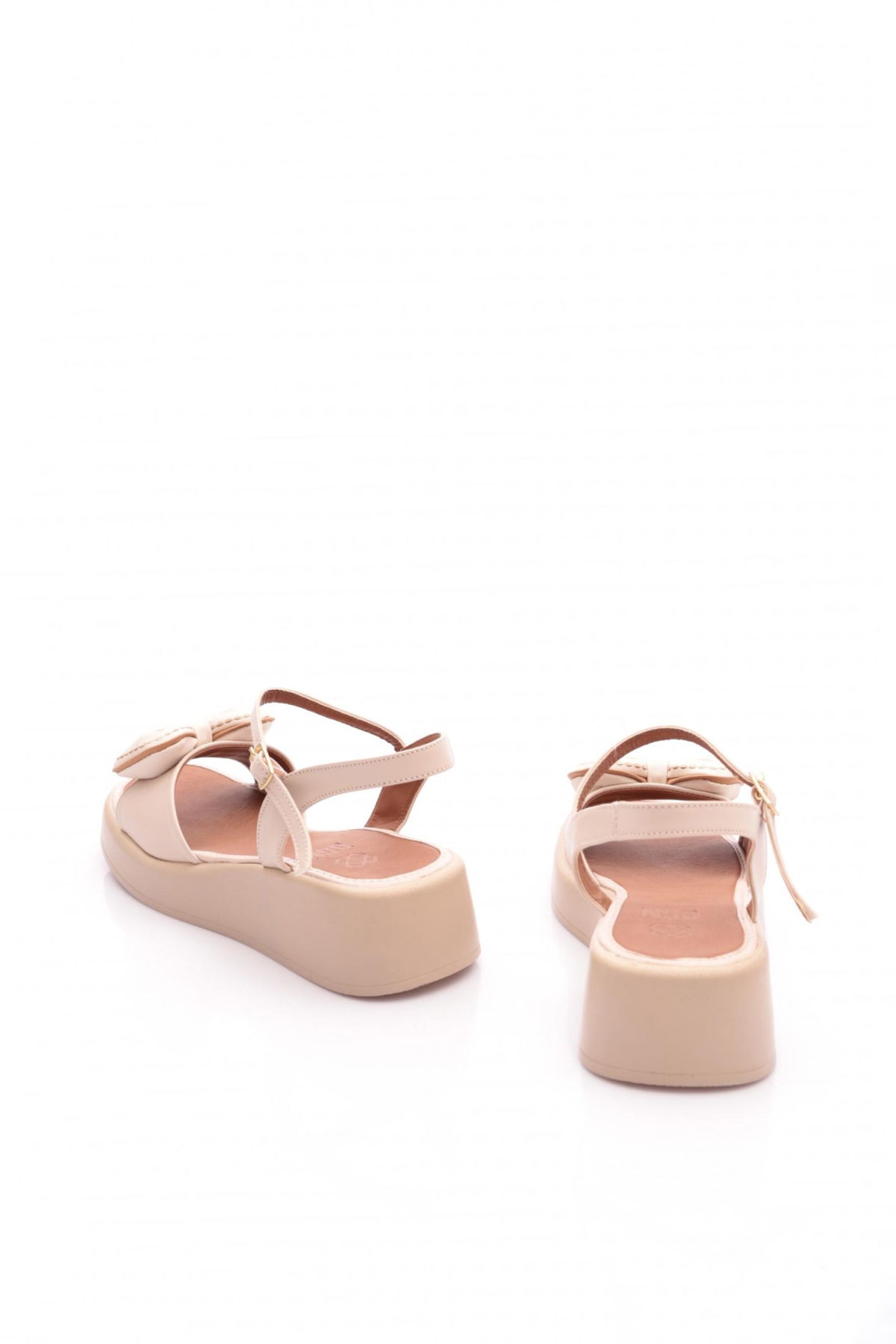 7002 Kadin Fiyonk Detayli Sandalet - Görsel 4