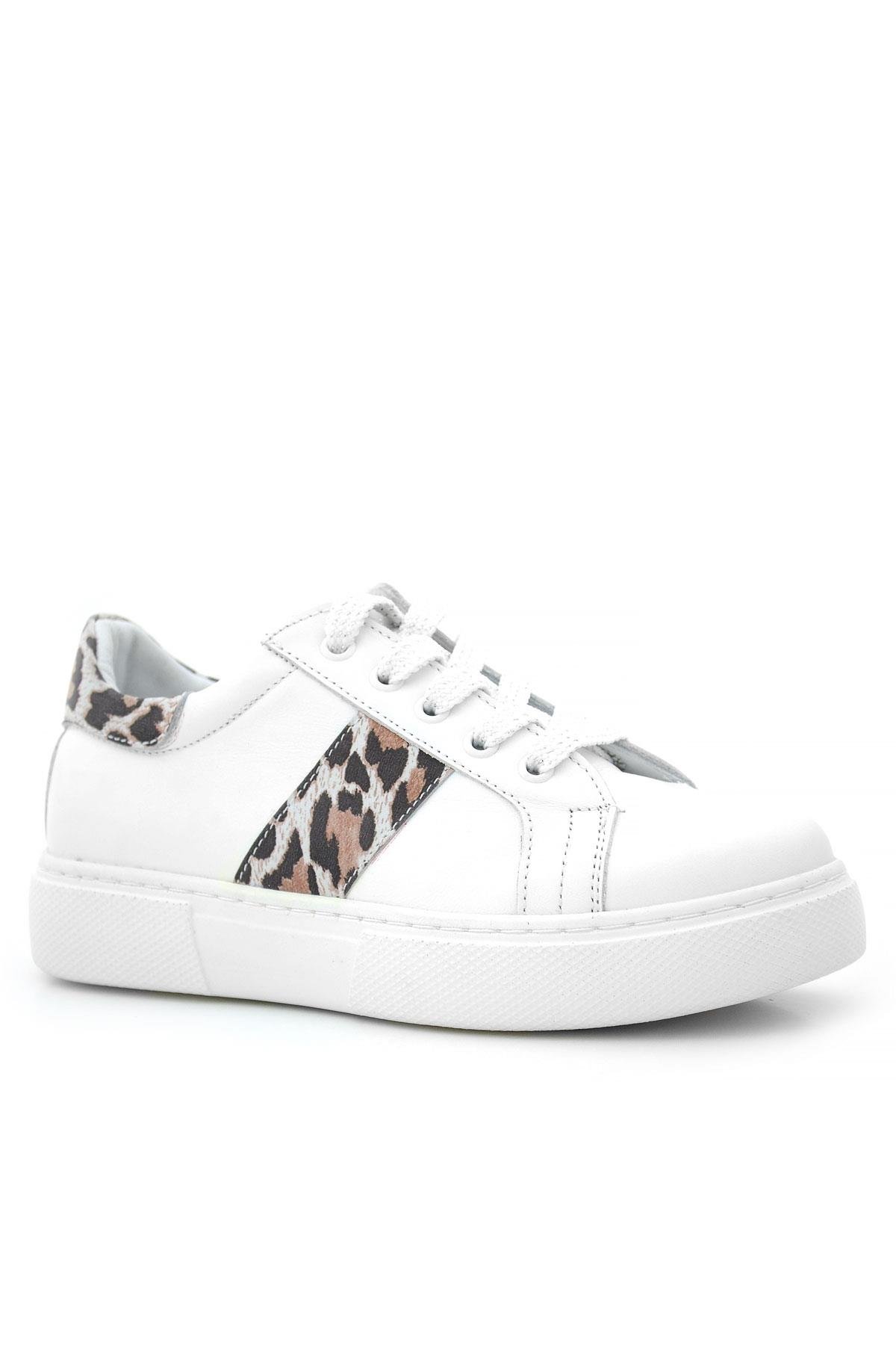 Hakiki Deri Beyaz Bağcıklı Leopar Desenli Kız Çocuk Spor Ayakkabı - Görsel 3