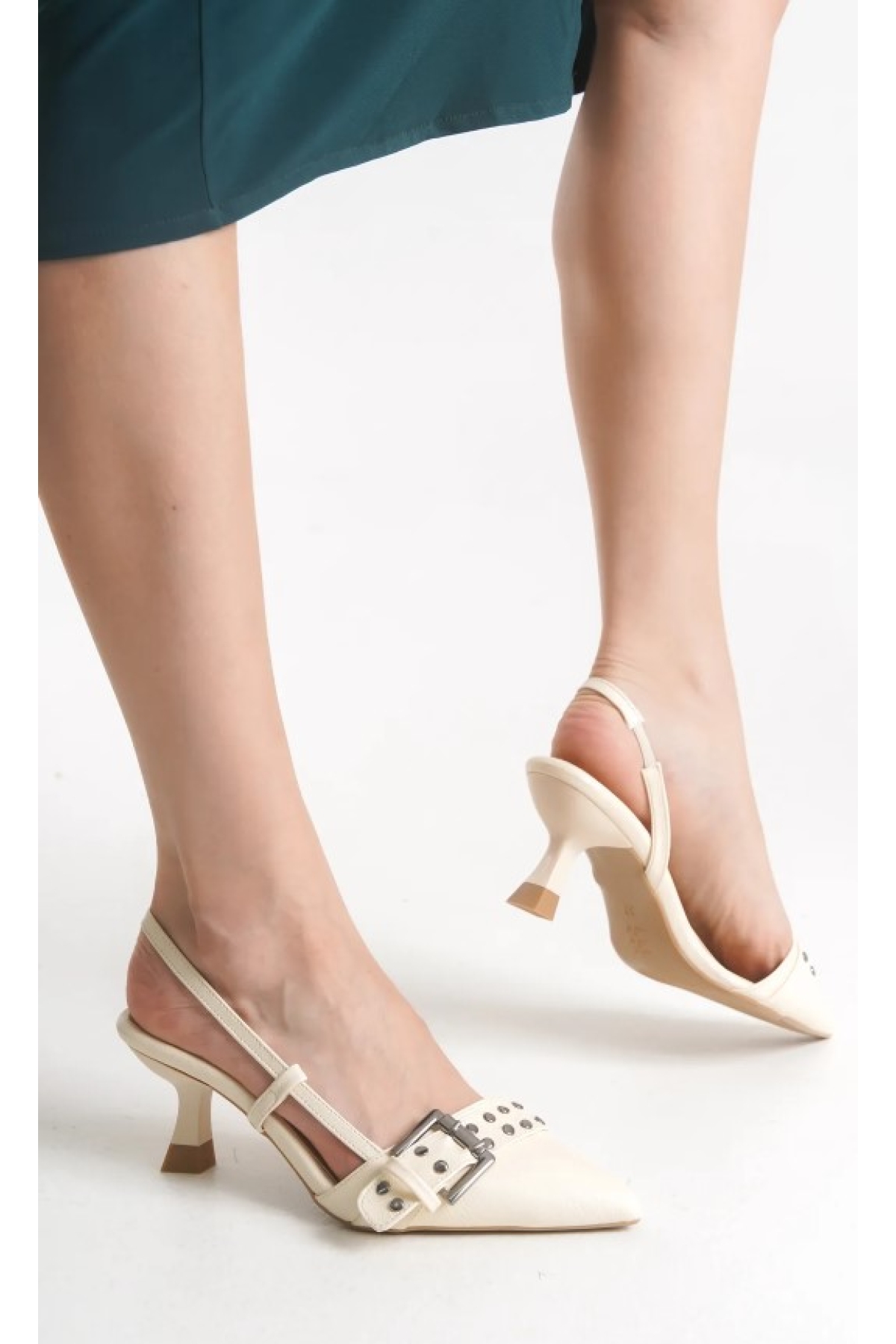 Zımba Toka Detaylı Arkası Açık Stiletto Kadın Topuklu Ayakkabı - Görsel 2