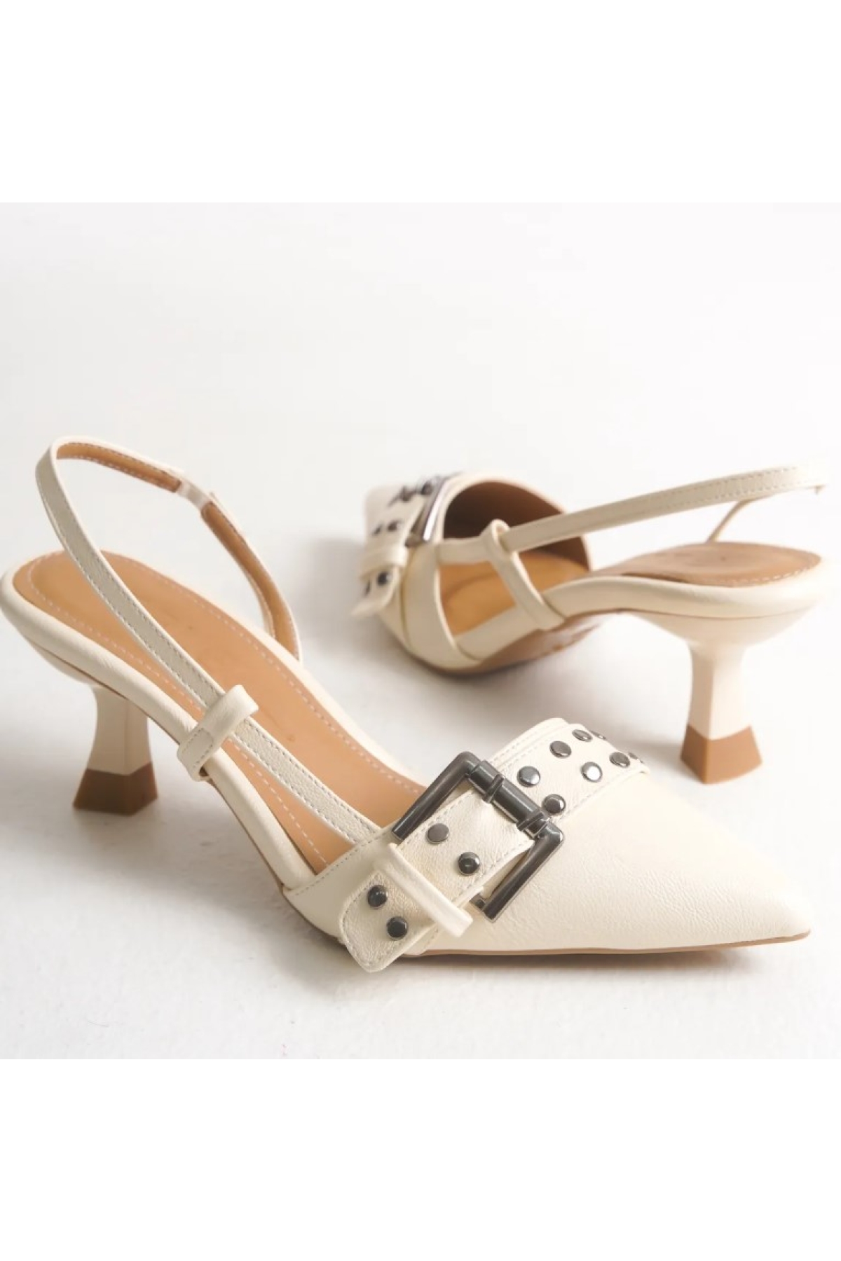 Zımba Toka Detaylı Arkası Açık Stiletto Kadın Topuklu Ayakkabı - Görsel 4