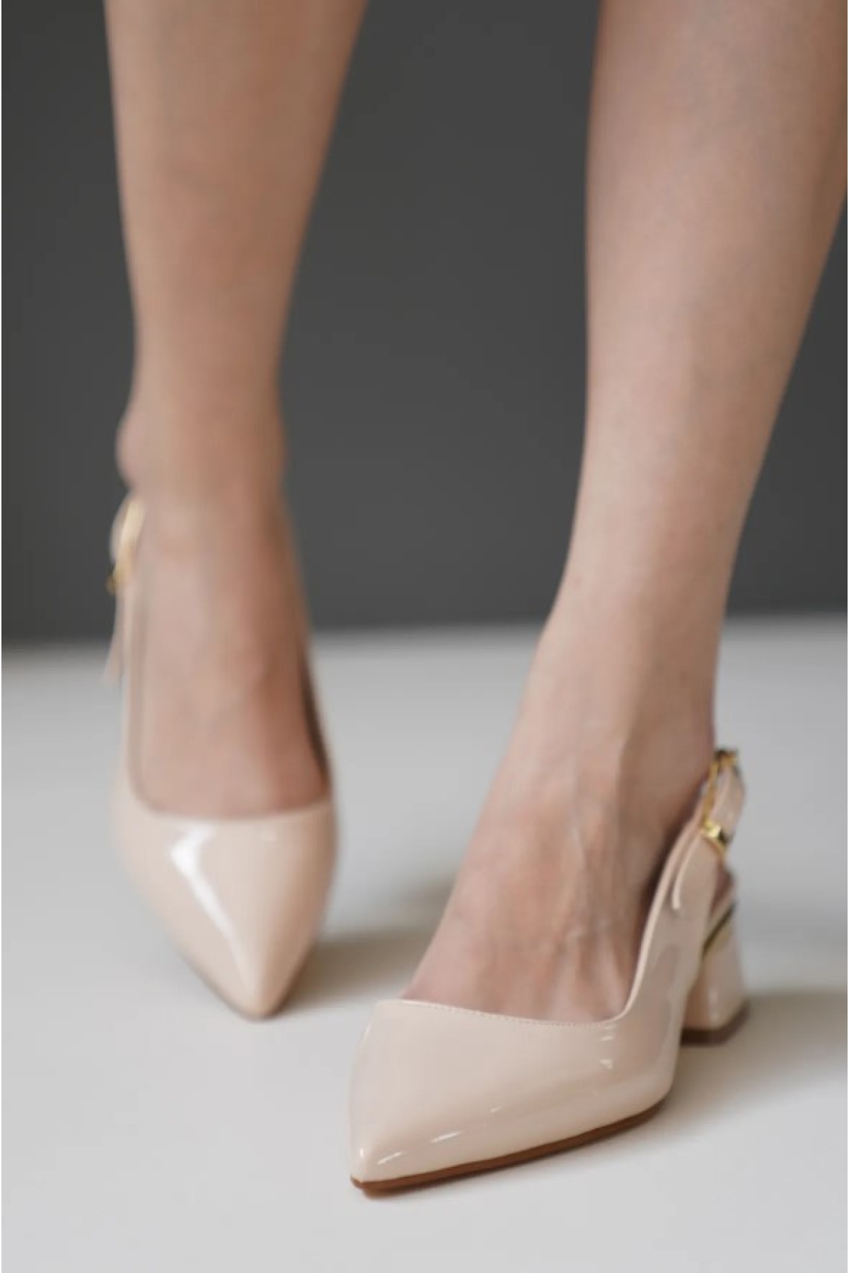 Toka Detaylı Topuklu Arkası Açık Klasik Kadın Topuklu Ayakkabı Ayakkabı - Görsel 5