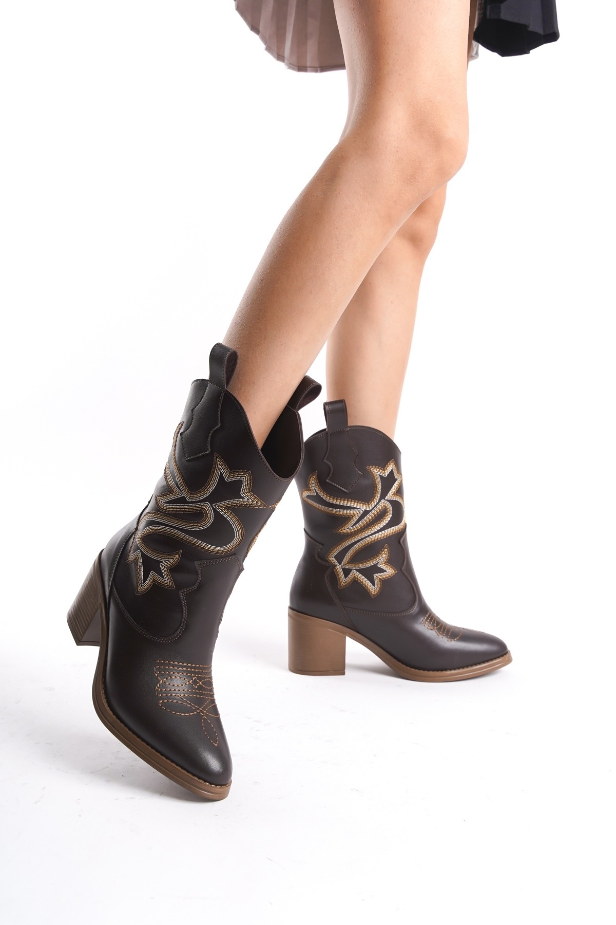 Bazal Acı Kahverengi Kovboy Bot Topuklu Rahat Nakışlı Western Bot - Görsel 2