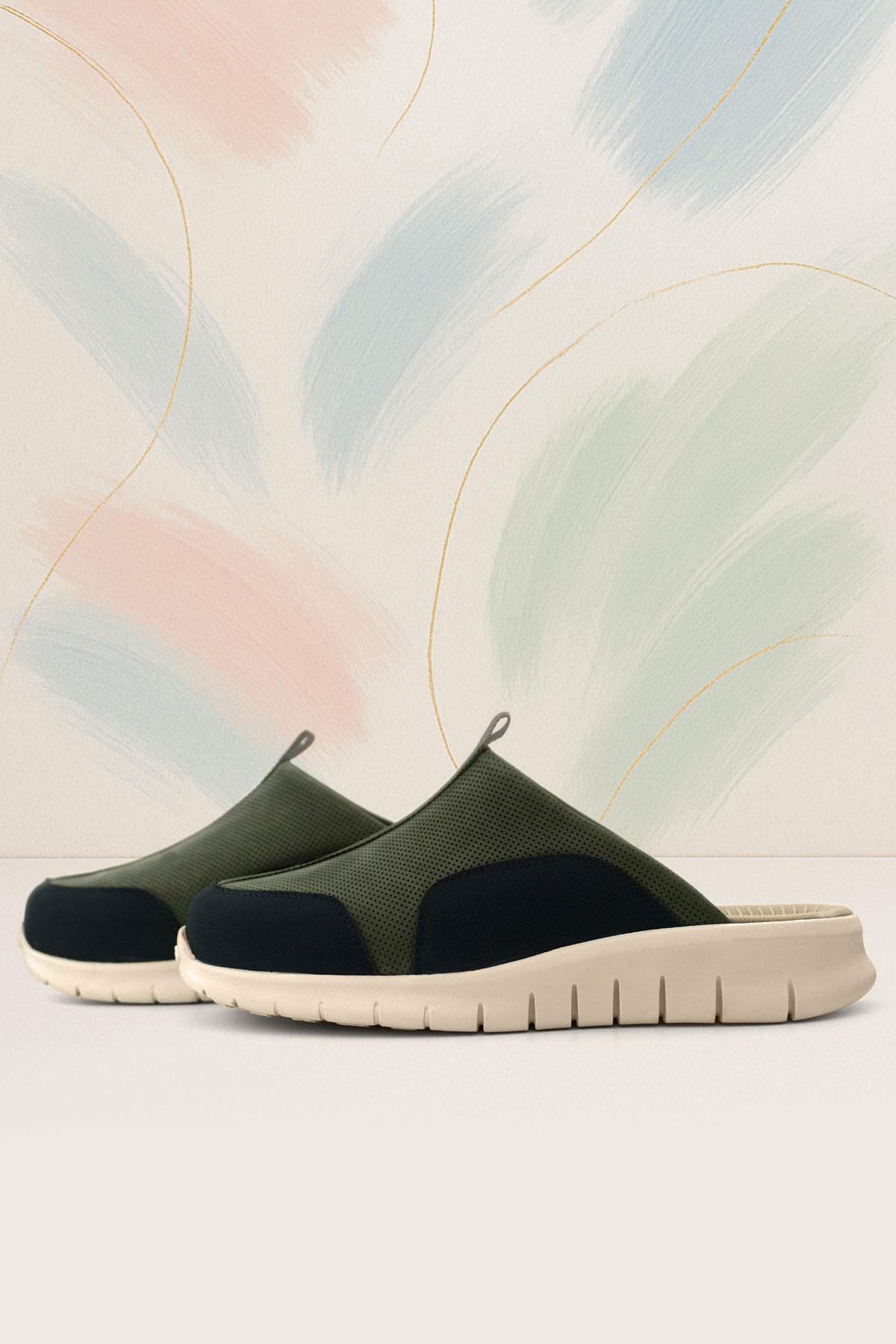 Medikal Hakiki Deri Haki Siyah Krem Tabanlı Comfort Spor Terlik - Görsel 5