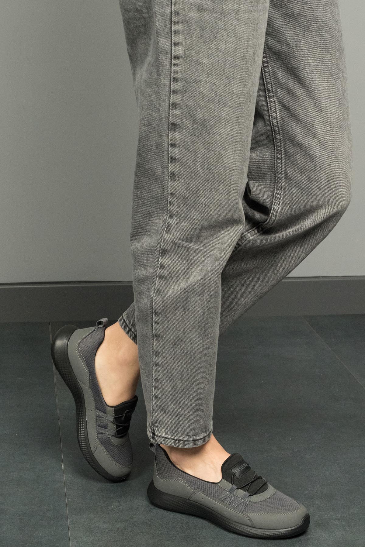 Kadın Spor Sneaker Babet Esnek, Yumuşak, Hafif, Günlük Ayakkabı Füme Siyah - Görsel 5