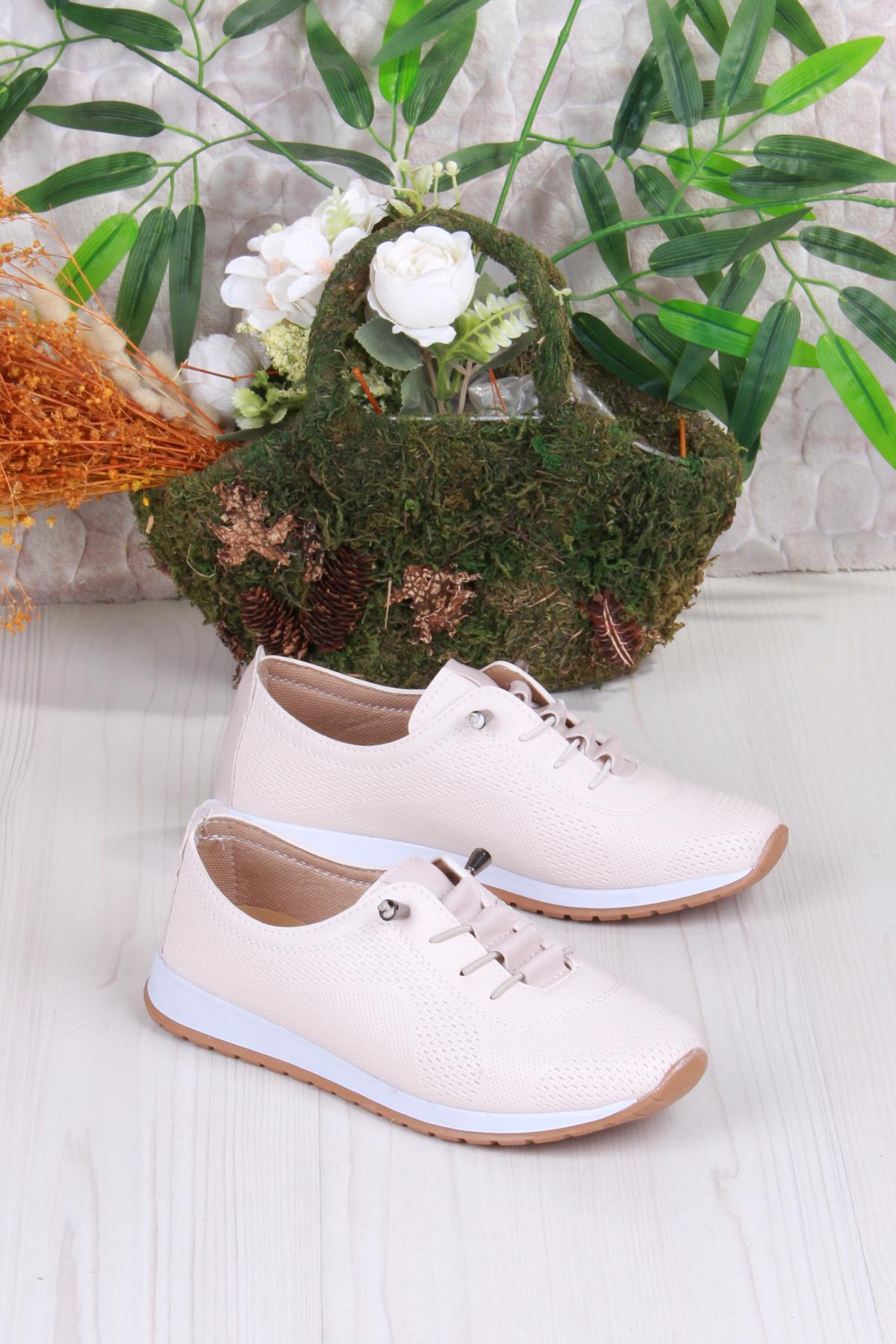 2035 Lara Com Baskı Detaylı Lastik Bağçıklı Kadın Ayakkabı - Görsel 4