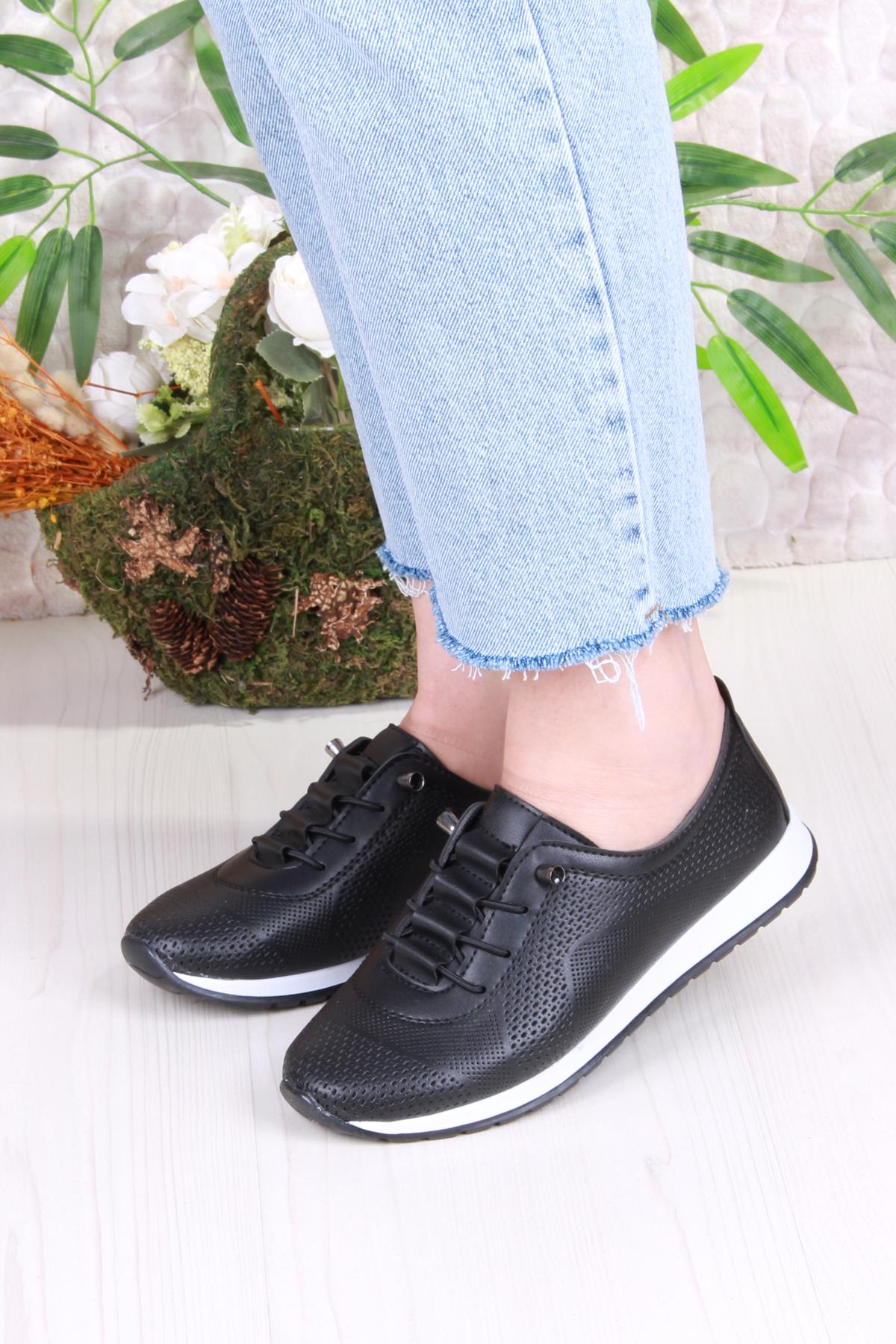 2035 Lara Com Baskı Detaylı Lastik Bağçıklı Kadın Ayakkabı - Görsel 3