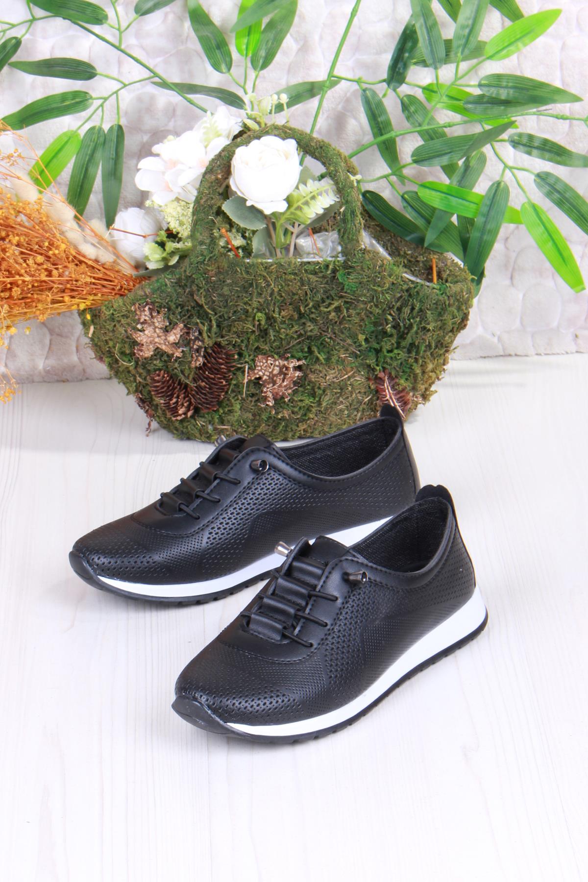 2035 Lara Com Baskı Detaylı Lastik Bağçıklı Kadın Ayakkabı - Görsel 5