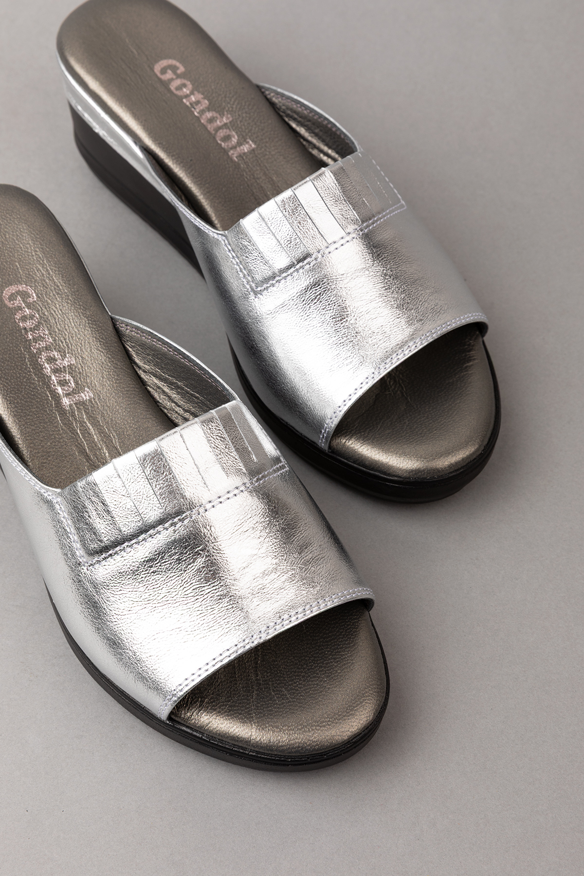 Gondol Hakiki Deri Ev Terliği özl.966 - Görsel 3