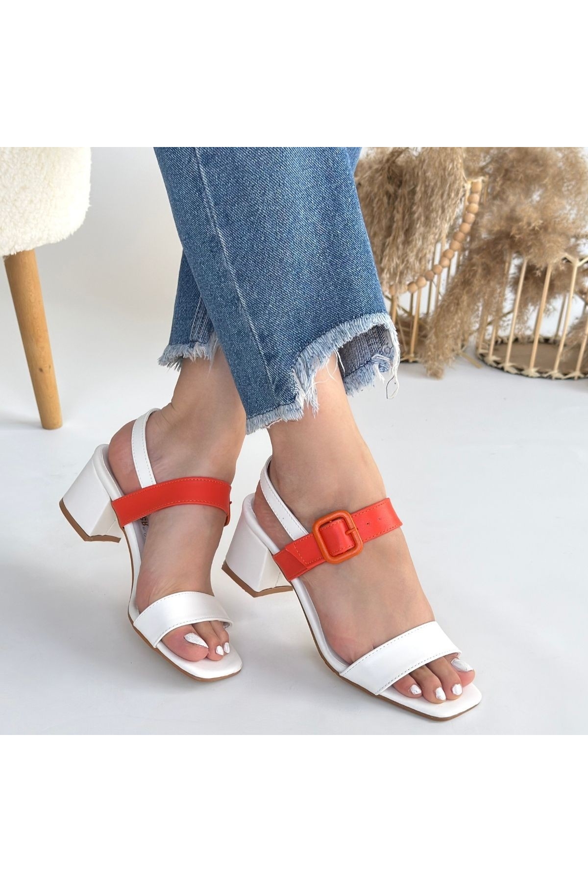 Beyaz Turuncu Kadın Topuklu Sandalet - Görsel 5