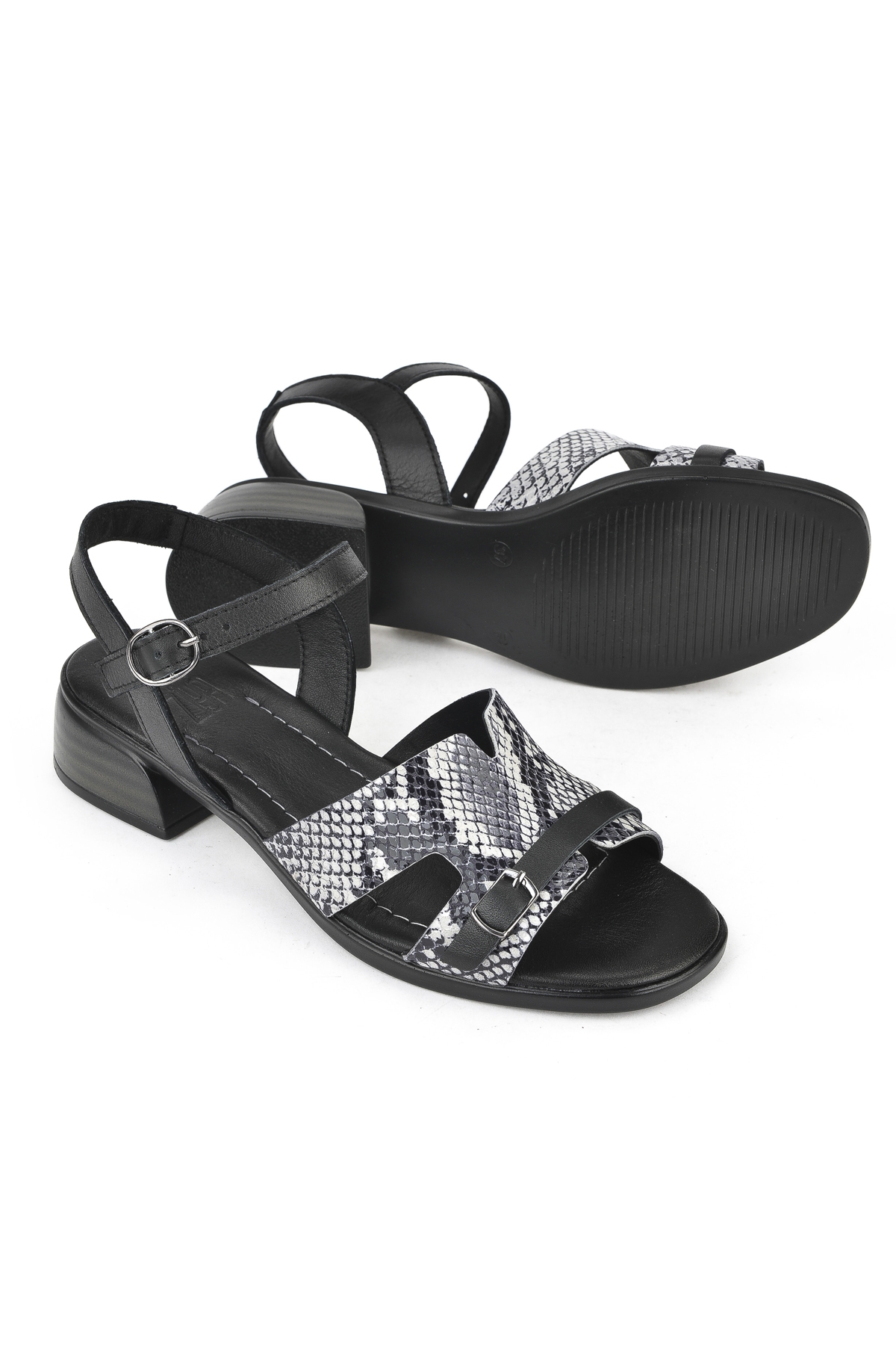 Kadın Hakiki Deri Topuklu Sandalet 1511032Z10209 Siyah - Görsel 5