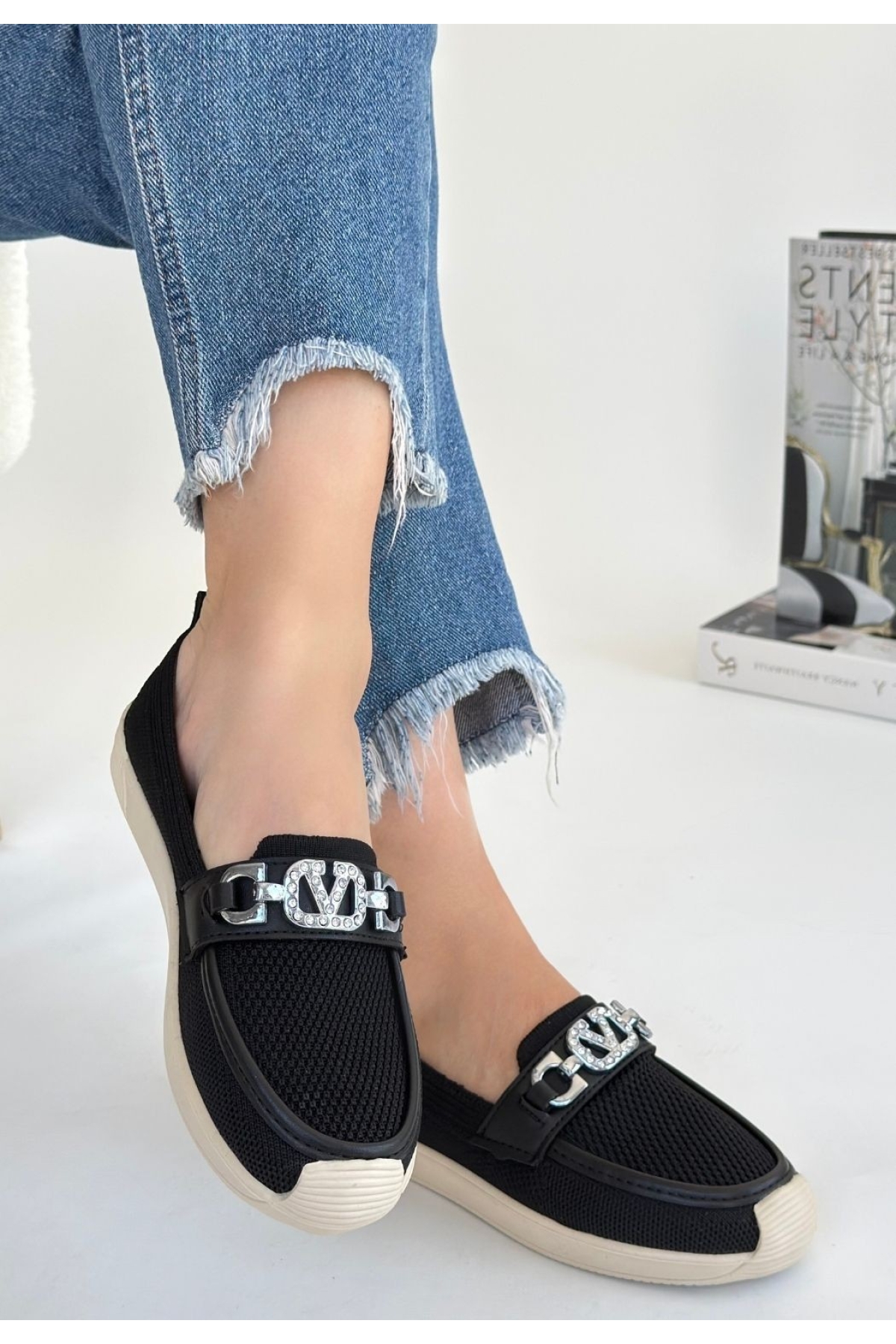 Siyah Triko Kadın Babet - Görsel 2