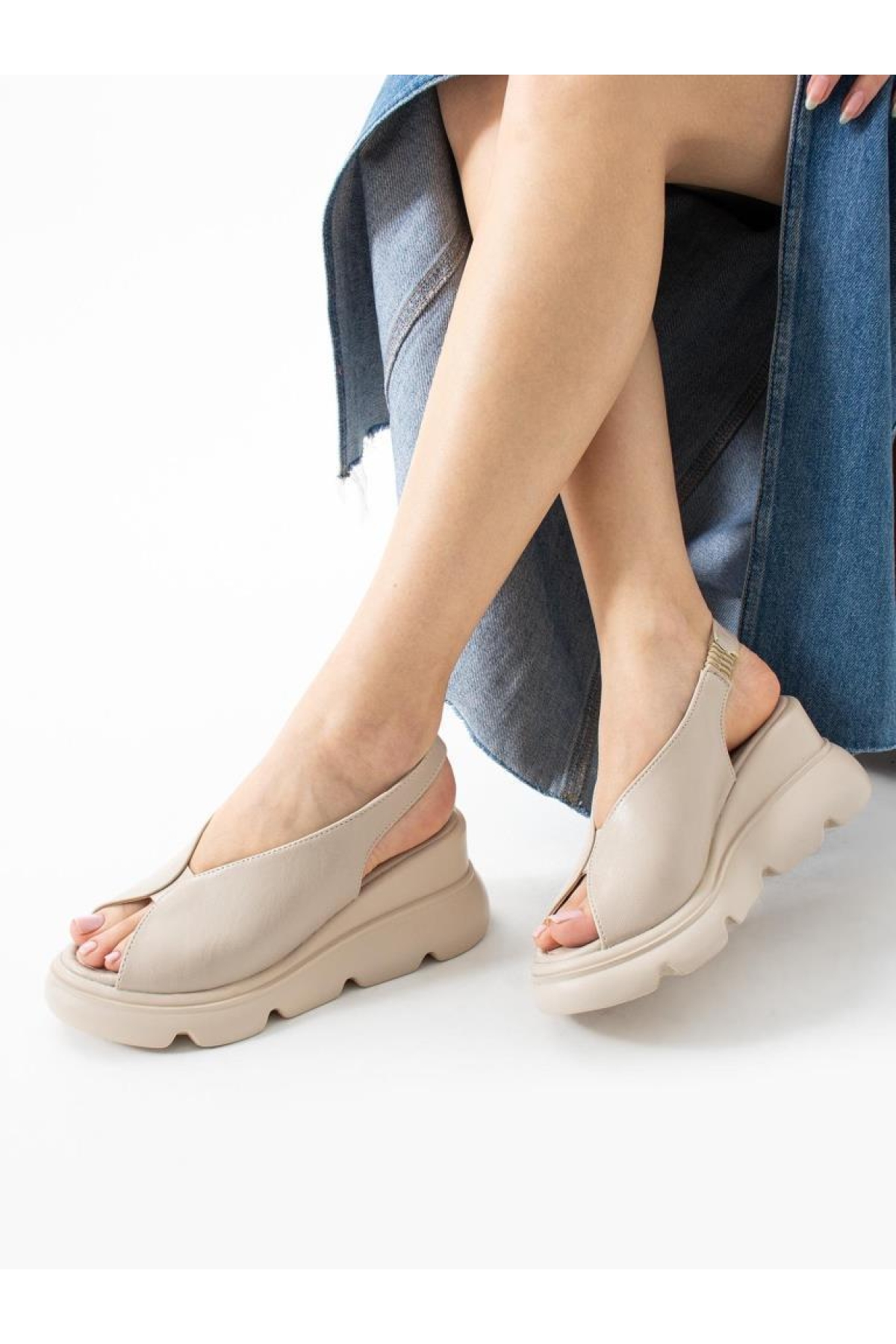 Mnrs 03211 Kadın Günlük Dolgu Topuk Sandalet - Görsel 2