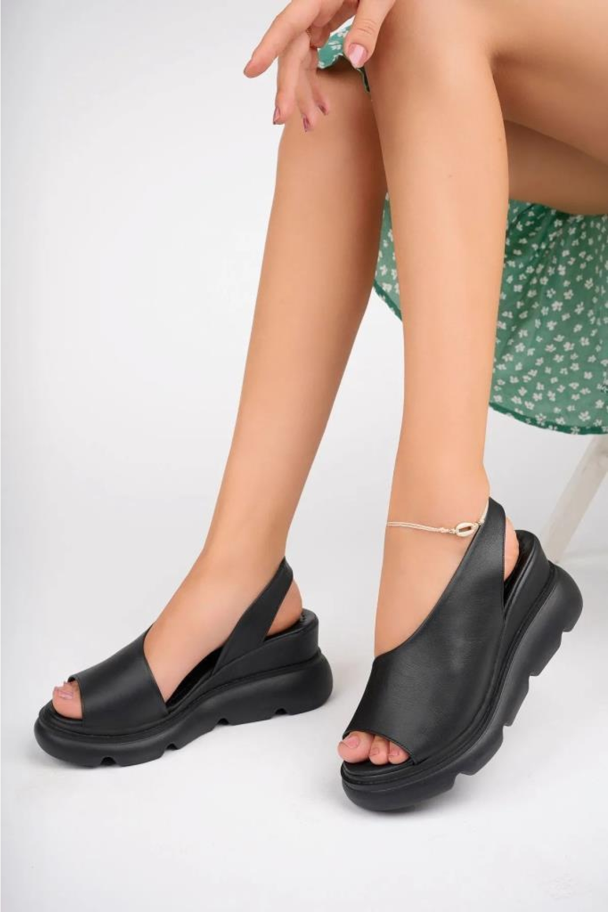 Mnrs 03212 Kadın Günlük Dolgu Topuk Sandalet - Görsel 4