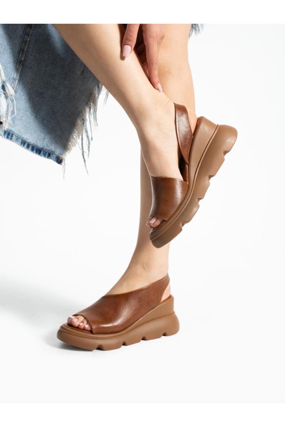 Mnrs 03212 Kadın Günlük Dolgu Topuk Sandalet - Görsel 4