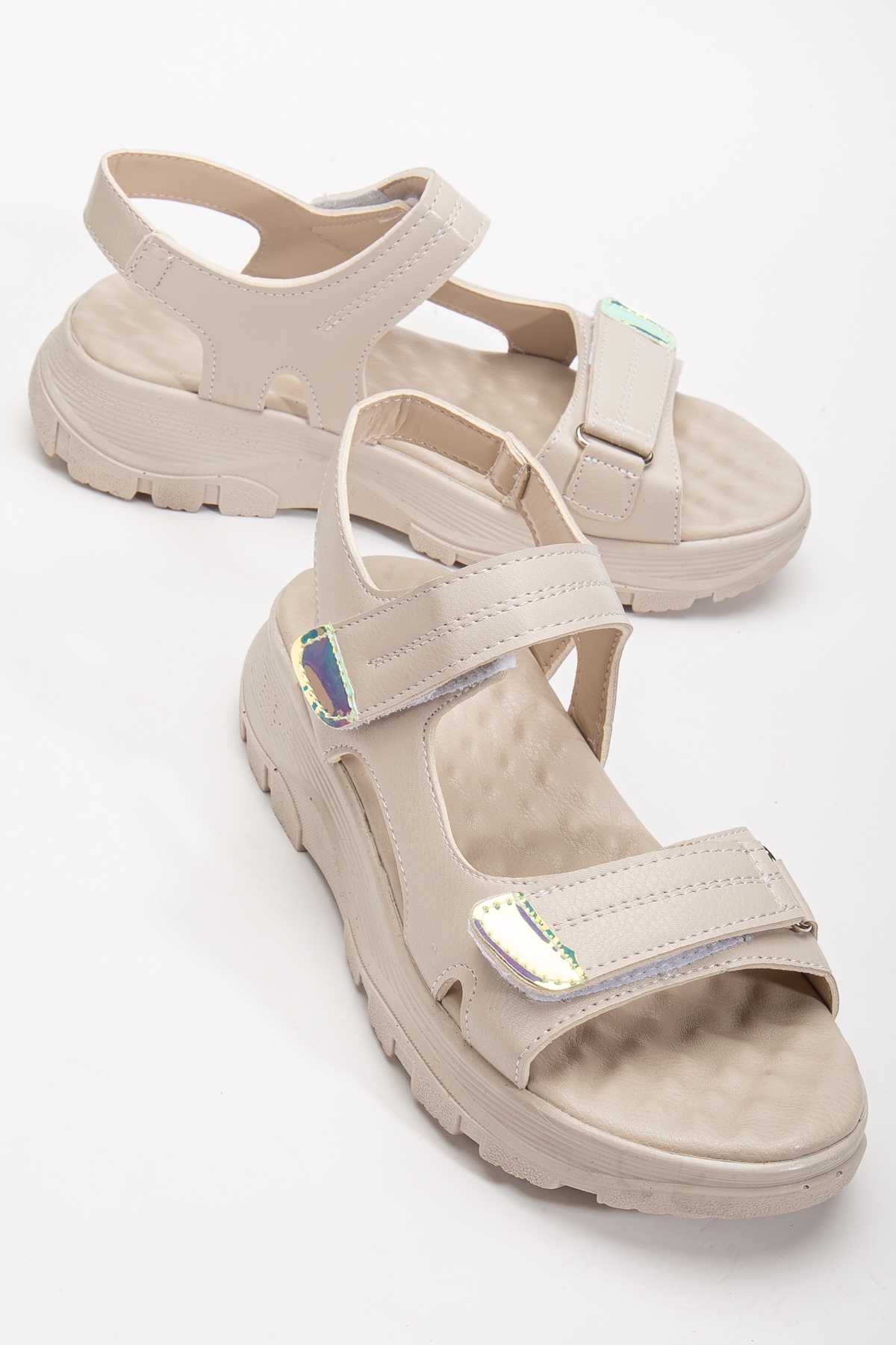 Kadın Bej Poli Taban Çift Bantlı Cırtlı Sandalet - Görsel 3