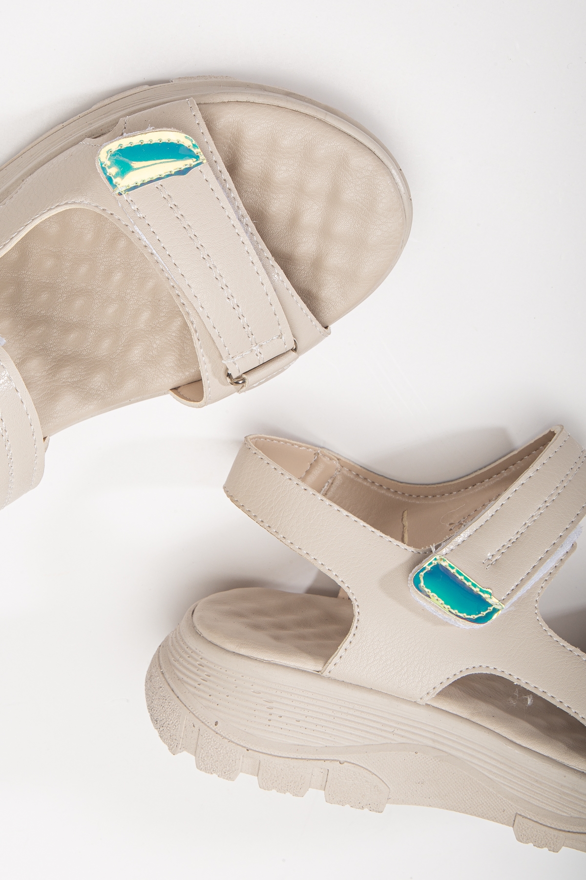 Kadın Bej Poli Taban Çift Bantlı Cırtlı Sandalet - Görsel 5