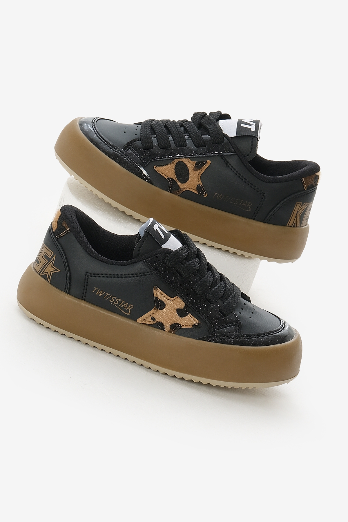 Çocuk Unisex Siyah Leopar Termo Taban Yıldız Detaylı Bağcıklı ve Cırtlı Spor Ayakkabı - Görsel 2