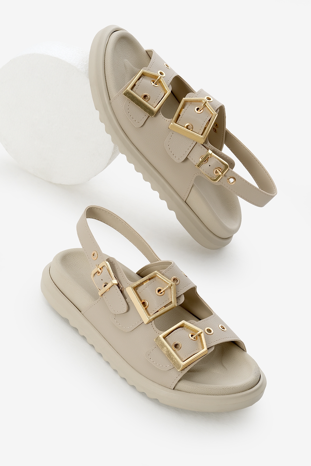 Kadın Bej Poli Taban Çift Bantlı Tokalı Sandalet - Görsel 2