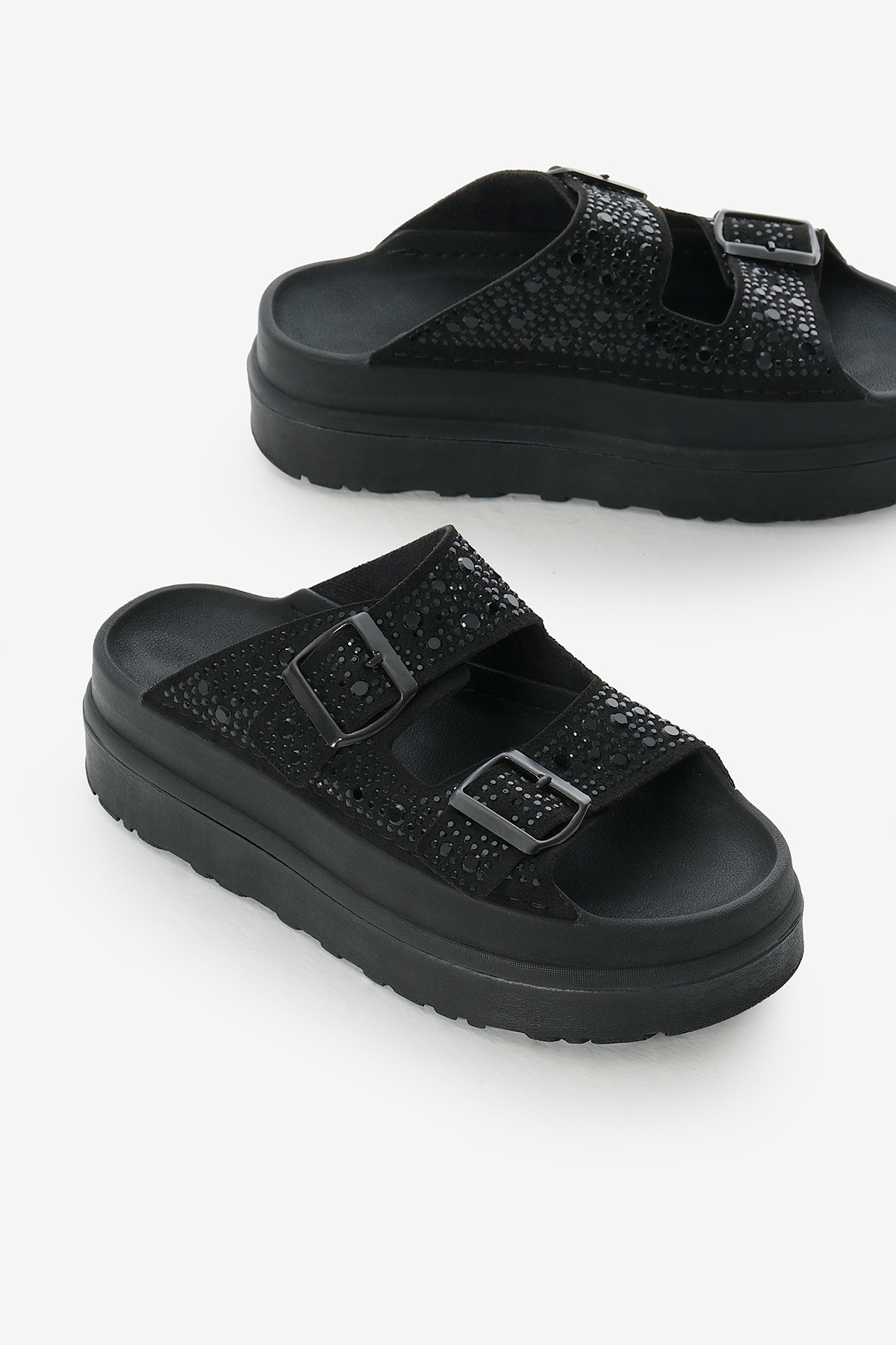 Kadın Siyah Yüksek Poli Taban Taşlı Çift Bantlı Tokalı Terlik - Görsel 2