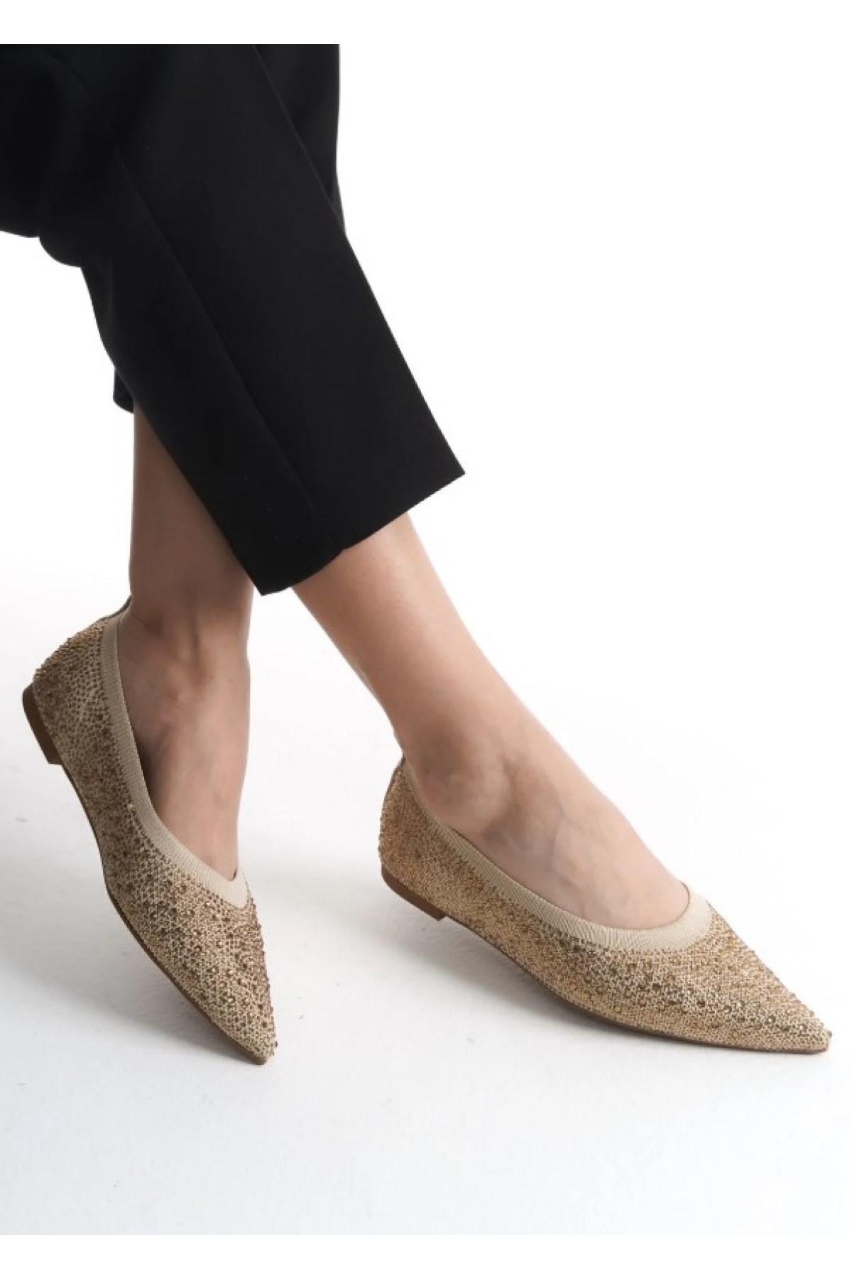 Sivri Burun Taş Detaylı Kadın Babet Ayakkabı - Görsel 3
